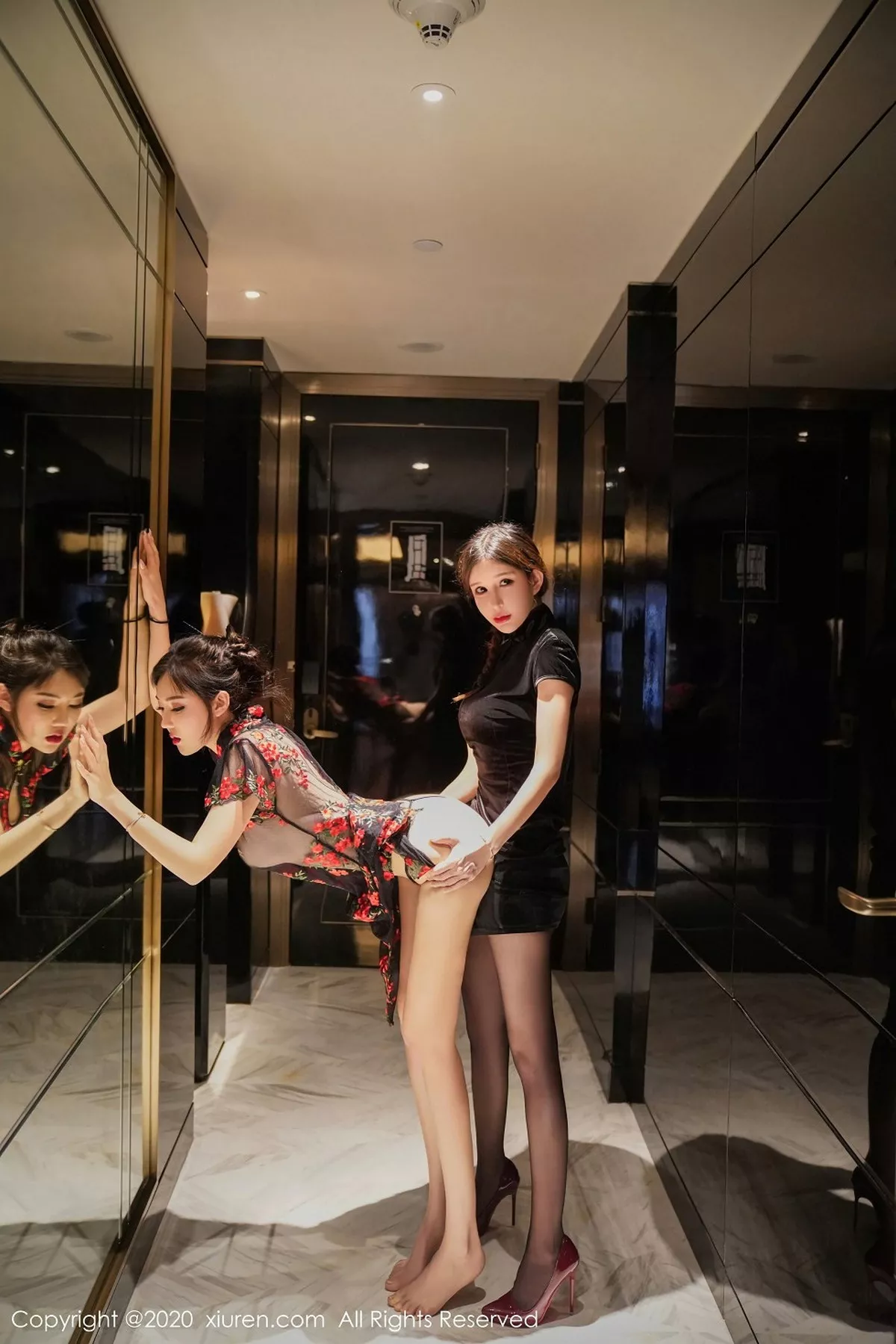 秀人集.com_[XiuRen秀人网]No.2849_嫩模萌汉药baby＆张雨萌韵味典雅旗袍主题撩人姿势惹火诱惑写真45P