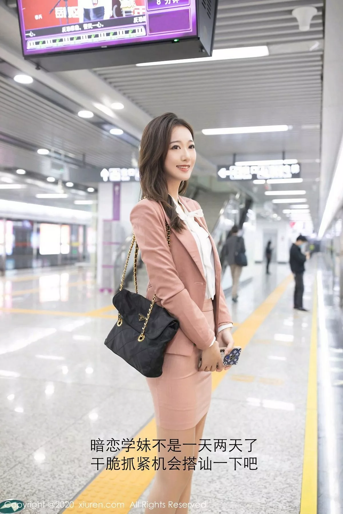 秀人集.com_[XiuRen秀人网]No.2865_嫩模唐安琪地铁学妹系列主题性感内衣配开档肉丝裤袜诱惑写真62P