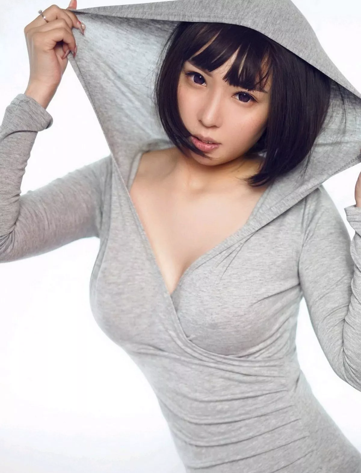 秀人集.com_[XiuRen秀人网]No.2802_嫩模小波多黑白变换警花魅惑制服私房撩人意语秀翘臀诱惑写真36P