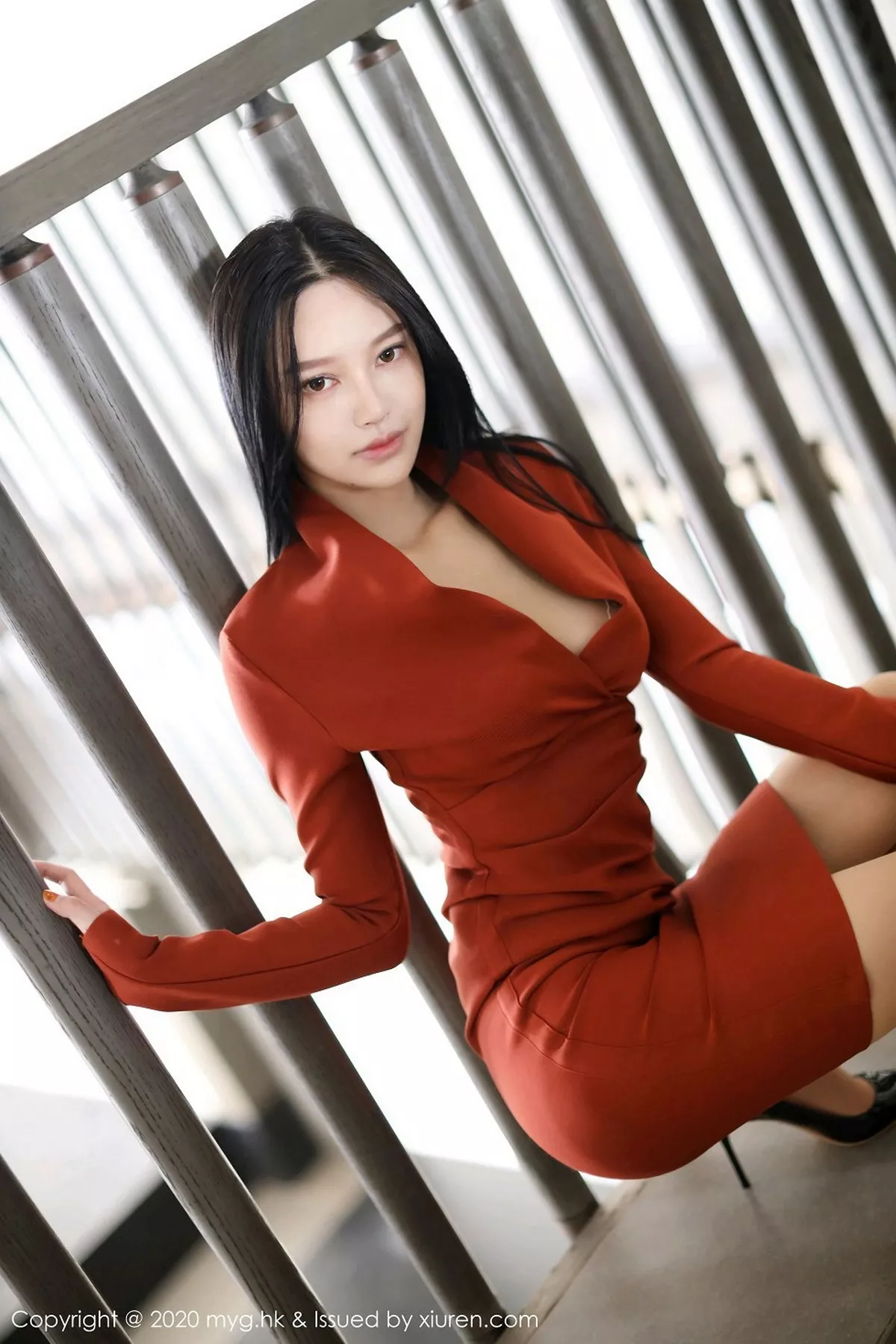 秀人集.com_[MyGirl美媛馆]Vol.458_嫩模唐琪儿私房红色长裙OL风格主题肉丝裤袜秀美腿诱惑写真70P