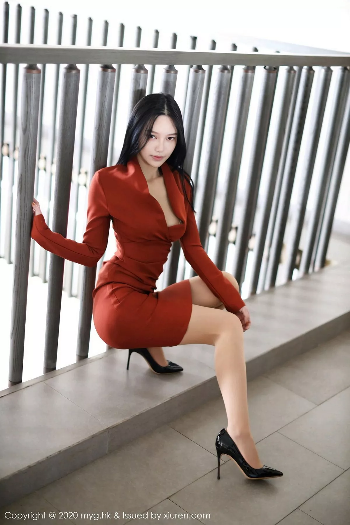 秀人集.com_[MyGirl美媛馆]Vol.458_嫩模唐琪儿私房红色长裙OL风格主题肉丝裤袜秀美腿诱惑写真70P