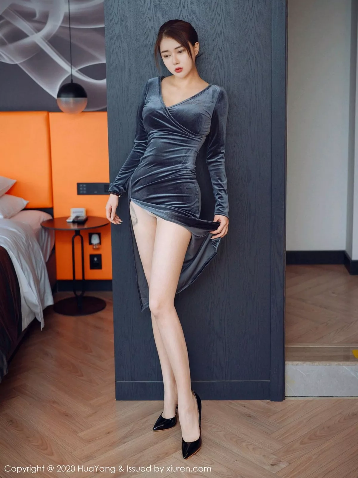 秀人集.com_[HuaYang花漾]Vol.341_嫩模凯竹华丽典雅吊裙半脱露性感内衣肉丝裤袜诱惑写真41P