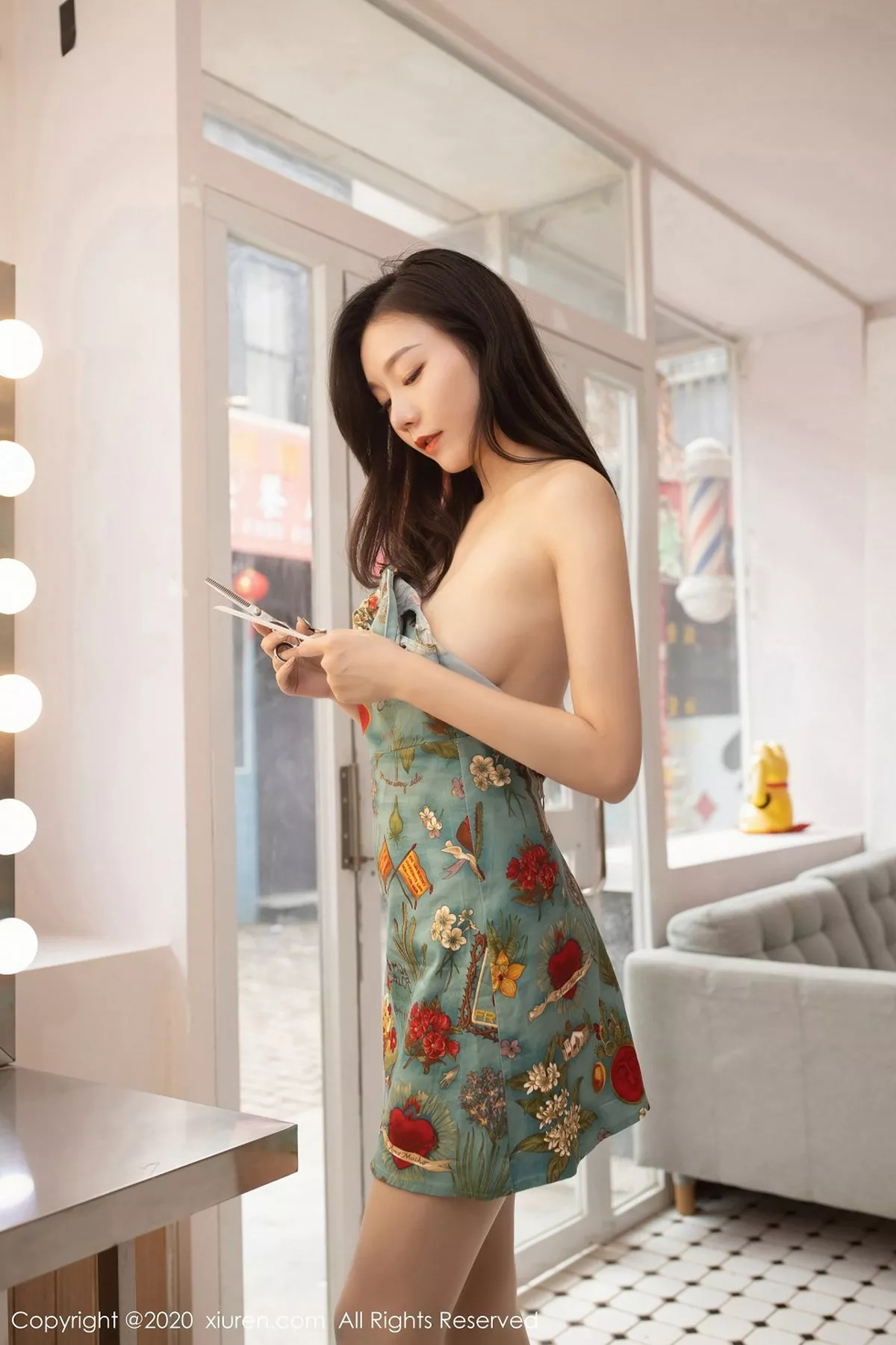 秀人集.com_[XiuRen秀人网]No.2963_嫩模安然Maleah新年发型屋主题怀旧港风旗袍半露豪乳诱惑写真65P