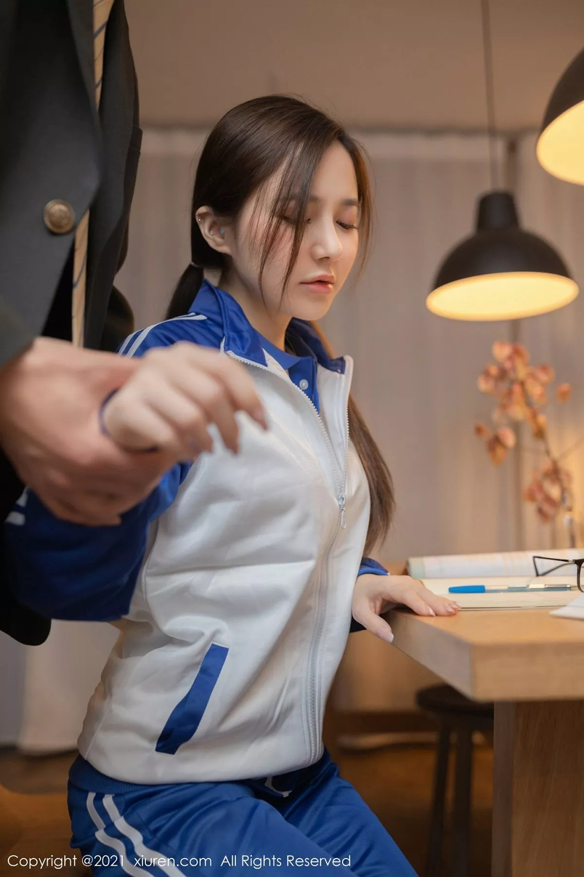 秀人集.com_[XiuRen秀人网]No.2983_嫩模鱼子酱Fish学生与家教故事主题粉色蕾丝内衣完美诱惑写真78P