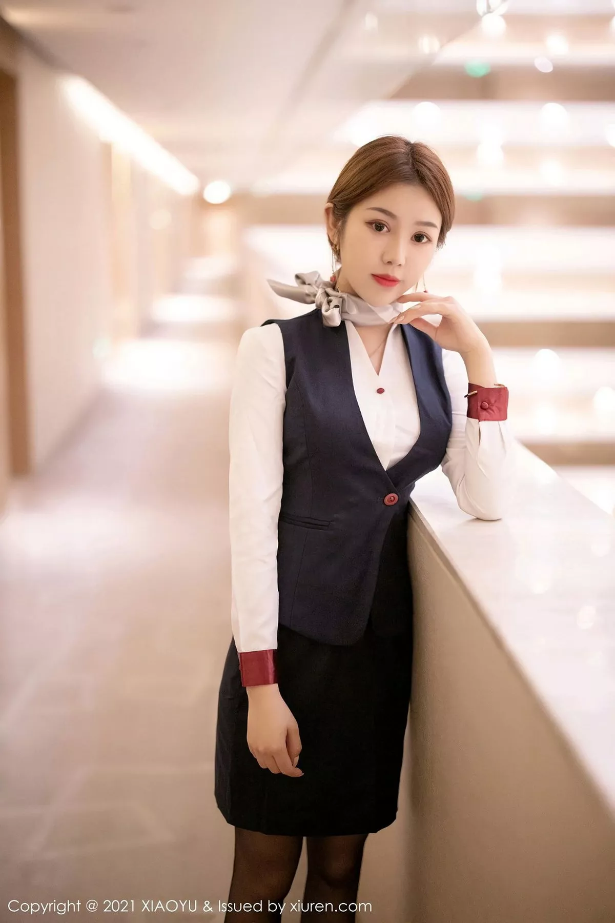 秀人集.com_[XiaoYu画语界]Vol.449_嫩模梦梵经典空乘制服半脱露红色内衣蕾丝吊袜撩人诱惑写真77P