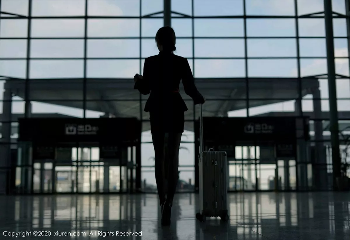 秀人集.com_[XiuRen秀人网]No.2915_女神周于希Sandy空姐真实场景剧情主题红色内衣配黑丝诱惑写真106P