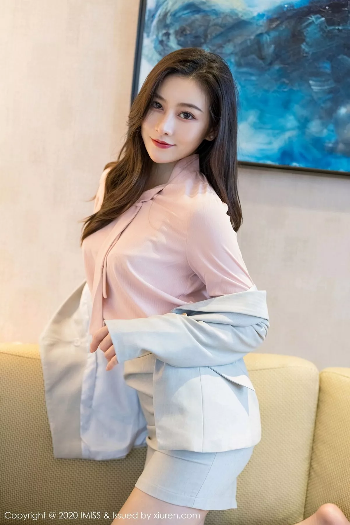 秀人集.com_[IMISS爱蜜社]Vol.538_气质美女Vanessa脱OL制服露性感内衣秀完美身材诱惑写真60P