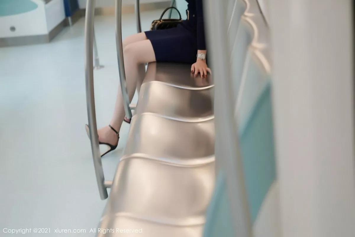 秀人集.com_[XiuRen秀人网]No.3034_女神芝芝Booty澳门旅拍酒店半脱露狂野豹纹内衣诱惑写真123P