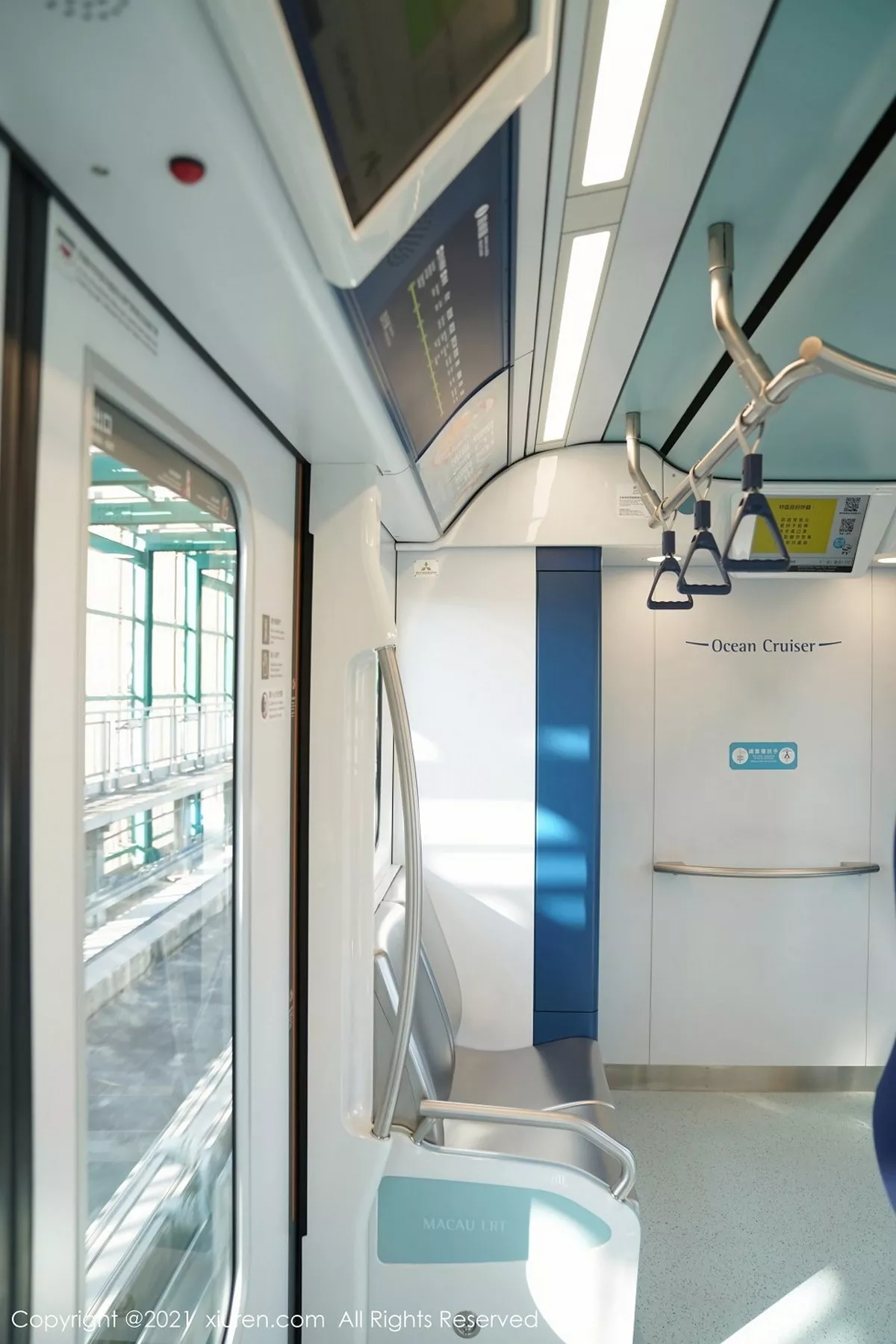 秀人集.com_[XiuRen秀人网]No.3034_女神芝芝Booty澳门旅拍酒店半脱露狂野豹纹内衣诱惑写真123P