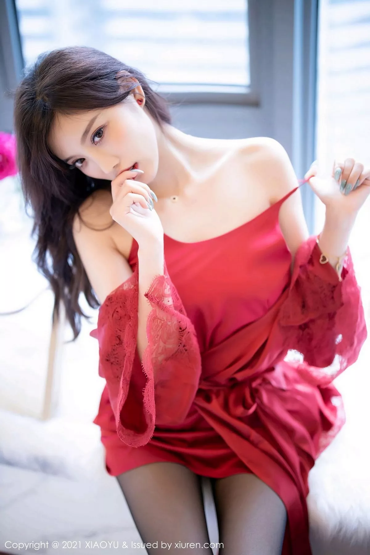 秀人集.com_[XiaoYu画语界]Vol.460_女神杨晨晨sugar红色蕾丝外衣配超薄黑丝裤袜秀翘臀诱惑写真71P