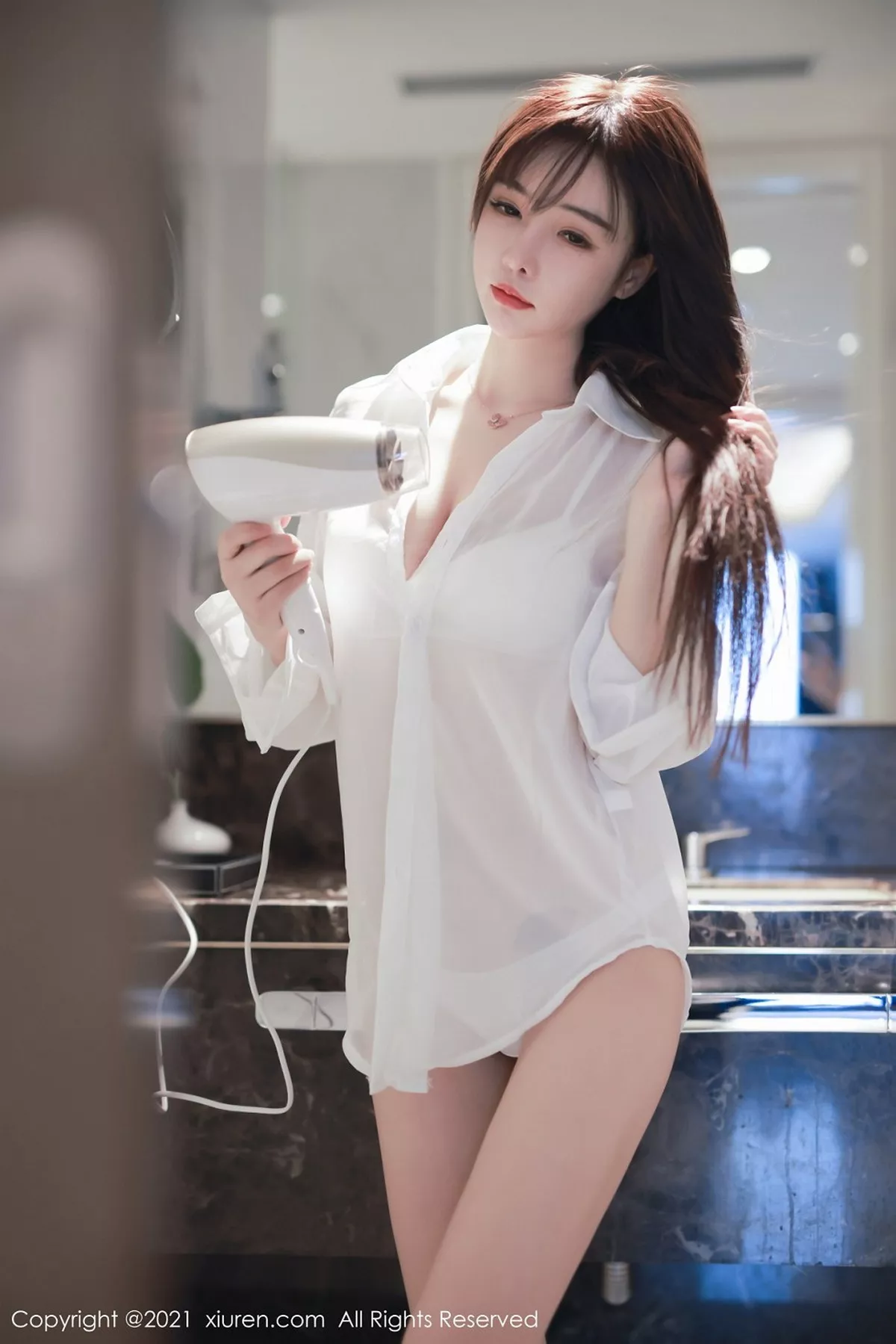 秀人集.com_[XiuRen秀人网]No.3064_嫩模南初妹妹洁白动人衬衫配白色内衣秀完美身材撩人诱惑写真50P