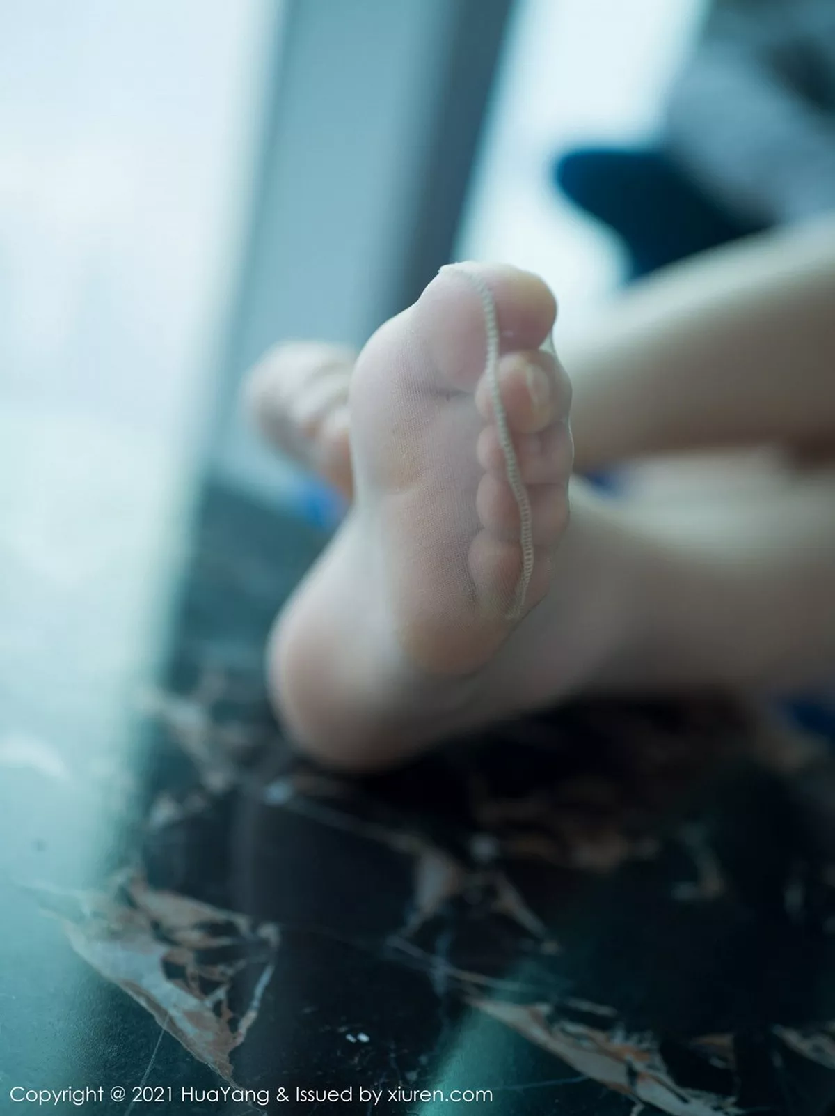 秀人集.com_[HuaYang花漾]Vol.363_新人模特赵惟依coco紧身连身裙秀完美身材傲人豪乳诱惑写真45P