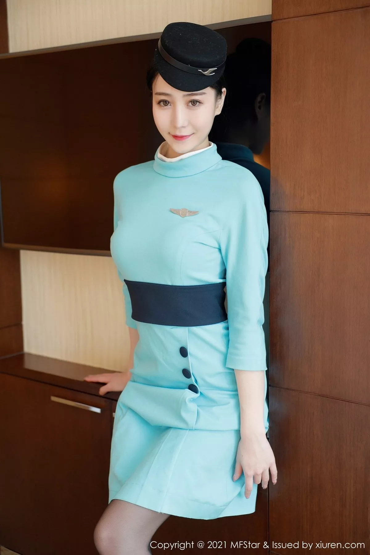 秀人集.com_[MFStar模范学院]Vol.455_嫩模水水er私房脱典雅空姐制服露黑丝裤袜秀翘臀诱惑写真68P