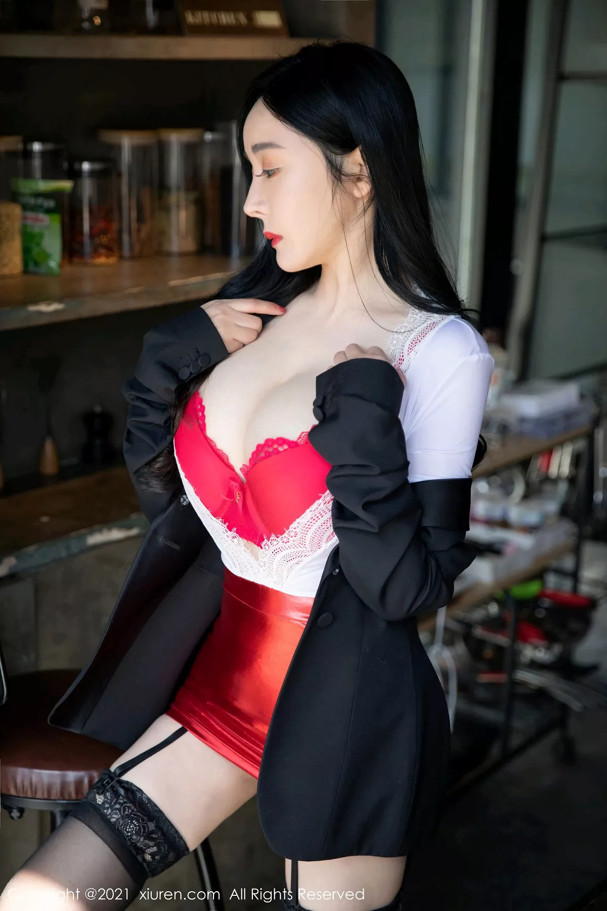 秀人集.com_[XiuRen秀人网]No.3148_女神允爾元宵节剧情主题猩红内衣配蕾丝吊袜秀丰乳肥臀诱惑写真58P