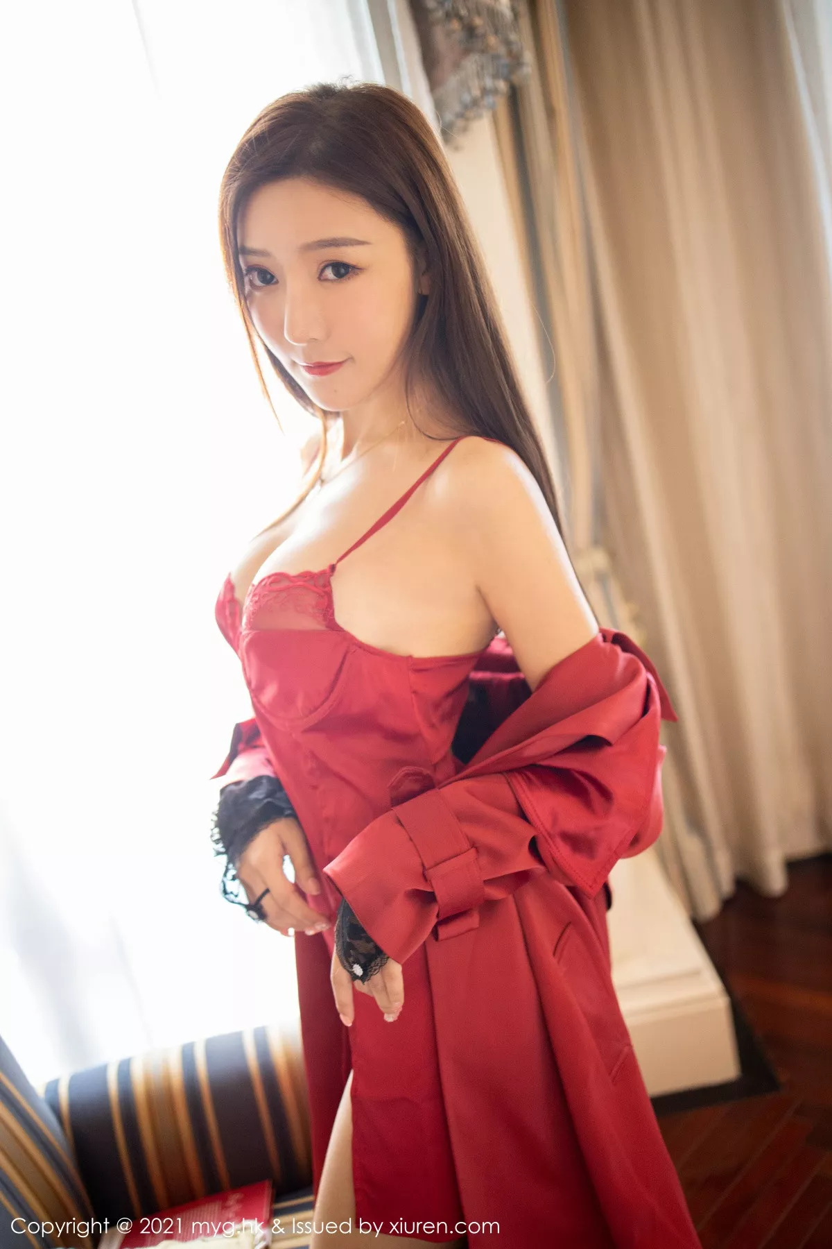 秀人集.com_[MyGirl美媛馆]Vol.496_女神王馨瑶yanni鲜红飒爽皮衣配黑丝网袜半脱露翘臀诱惑写真63P