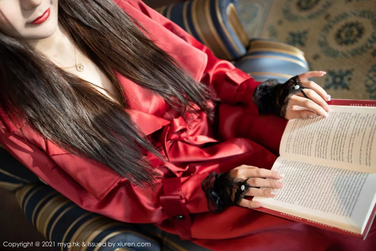 秀人集.com_[MyGirl美媛馆]Vol.496_女神王馨瑶yanni鲜红飒爽皮衣配黑丝网袜半脱露翘臀诱惑写真63P