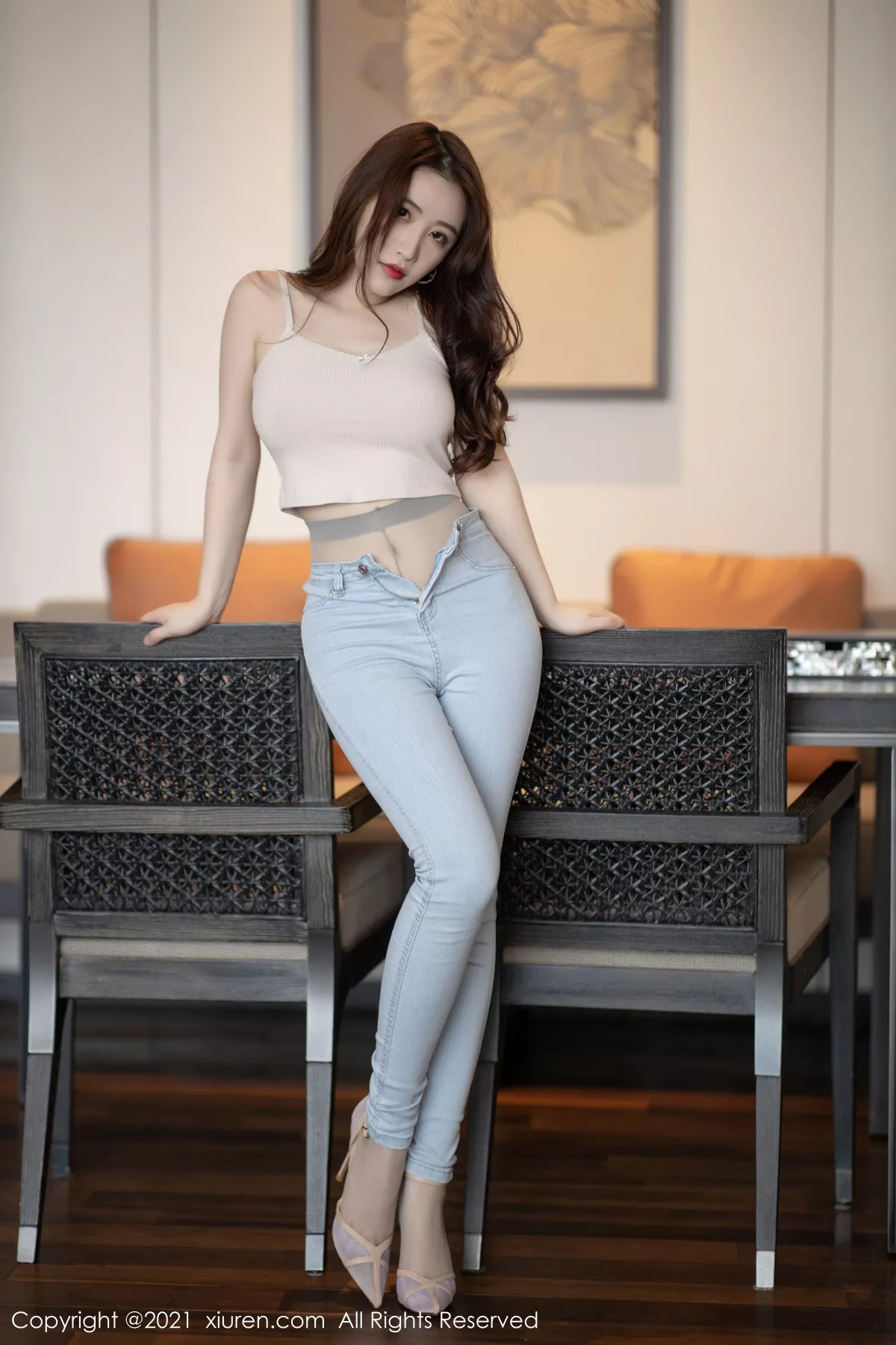 秀人集.com_[XiuRen秀人网]No.3192_女神Cherry绯月樱三亚旅拍脱紧身牛仔裤露肉丝裤袜完美诱惑写真74P