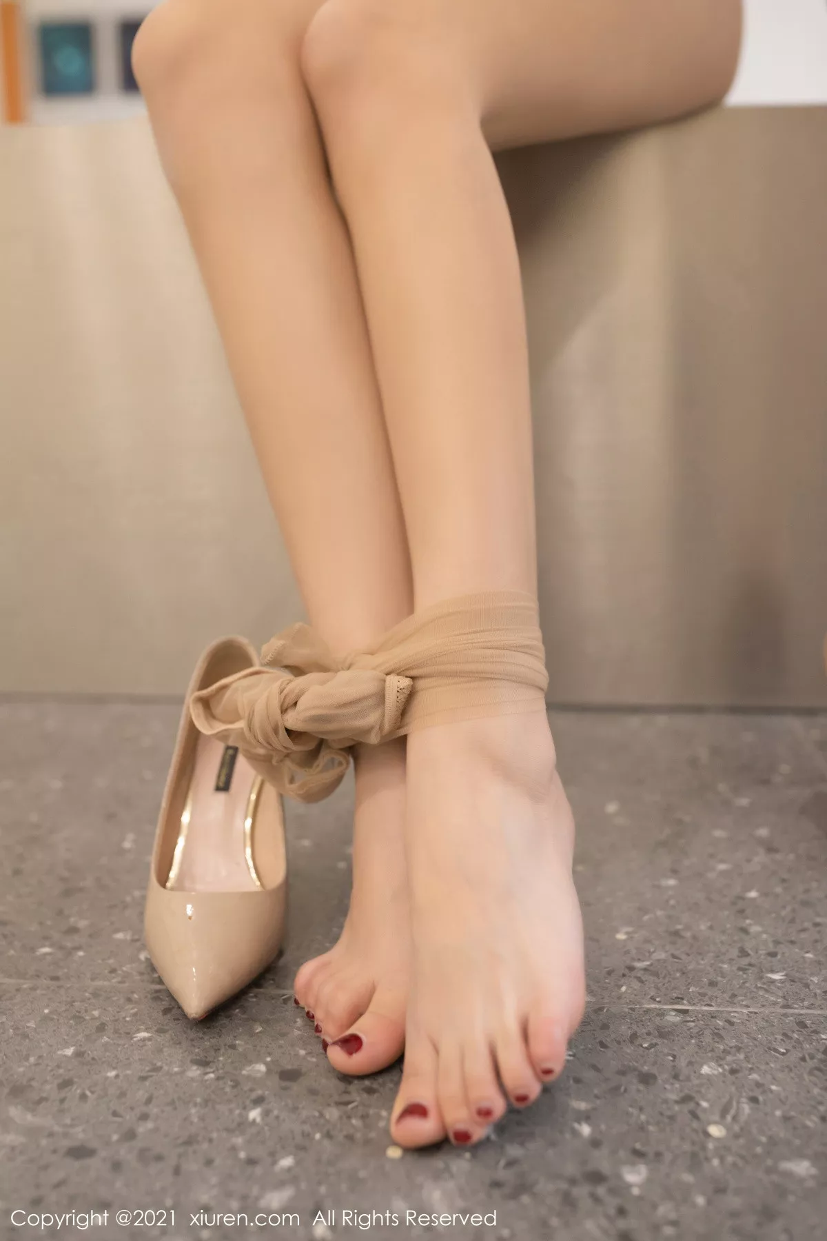 秀人集.com_[XiuRen秀人网]No.3209_嫩模陈小喵空姐候机厅主题性感白衬衣配开档肉丝裤袜诱惑写真78P