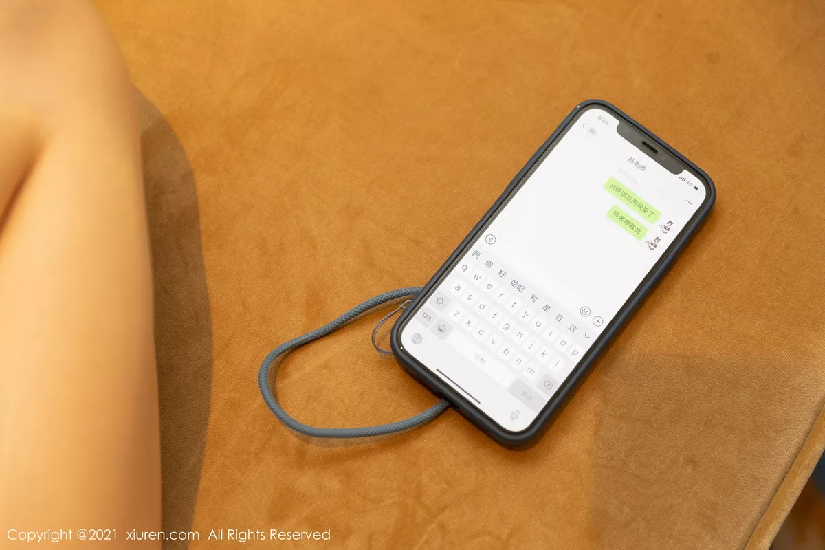 秀人集.com_[XiuRen秀人网]No.3220_女神王雨纯厦门旅拍下午茶主题后续半脱露开档肉丝裤袜诱惑写真53P