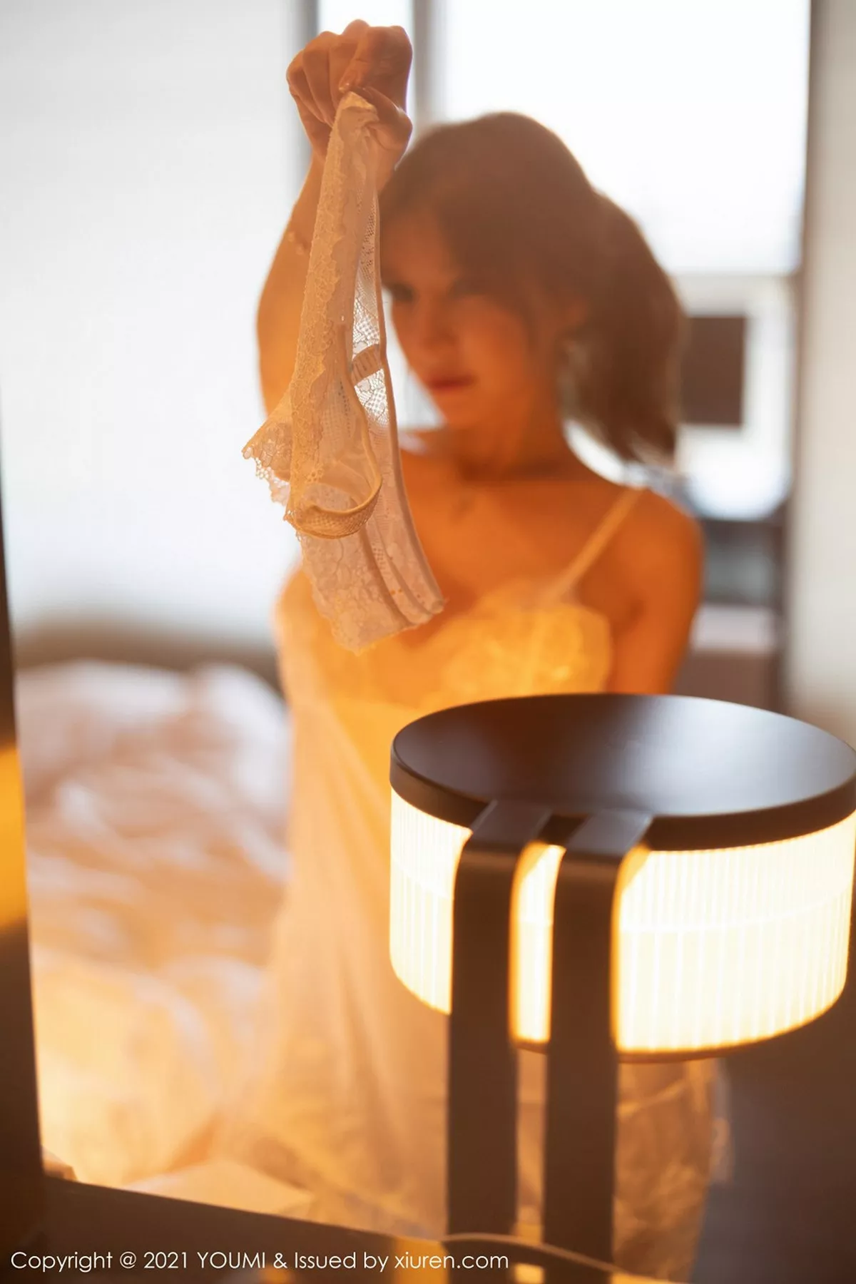 秀人集.com_[YouMi尤蜜荟]Vol.602_女神周于希Sandy厦门旅拍轻薄蕾丝睡裙秀翘臀撩人诱惑写真82P