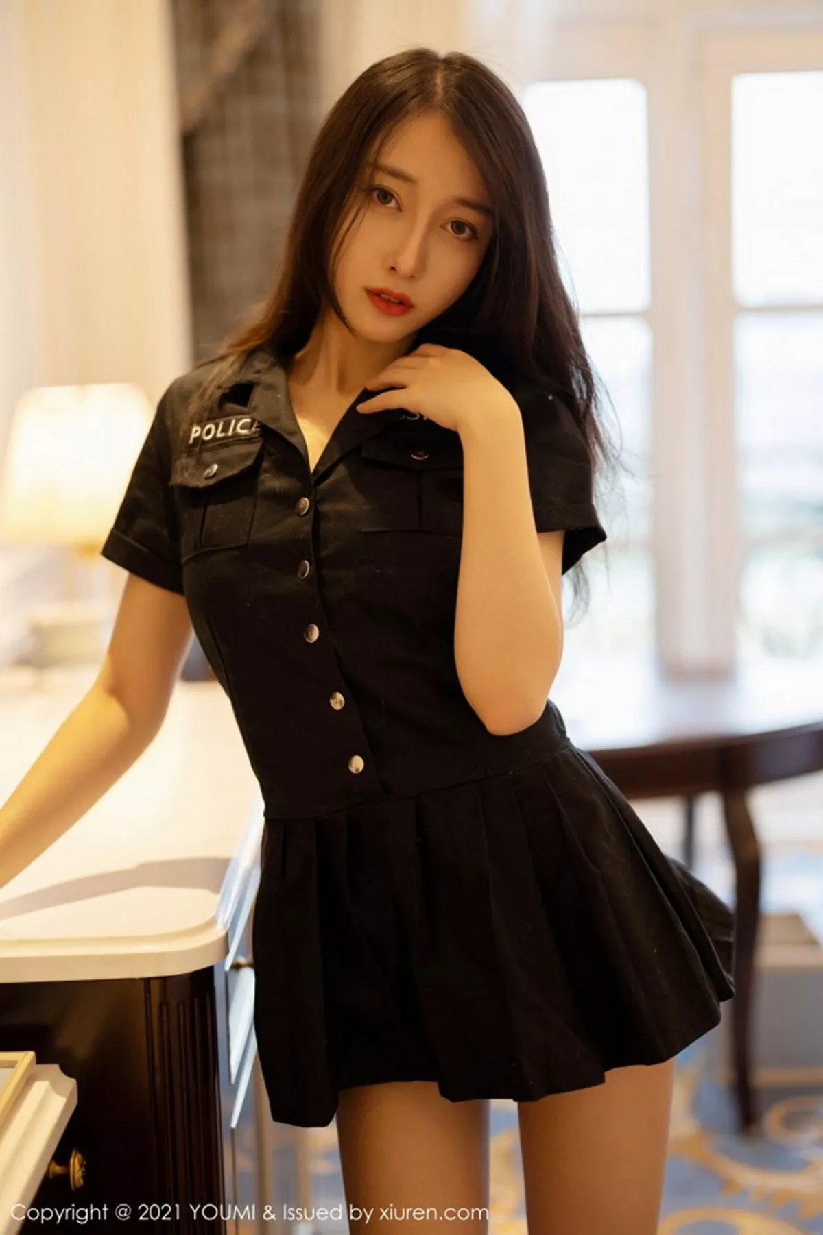 秀人集.com_[YouMi尤蜜荟]Vol.604_丽质美人玥儿玥er厦门旅拍独特魅力制服配朦胧丝袜撩人诱惑写真68P