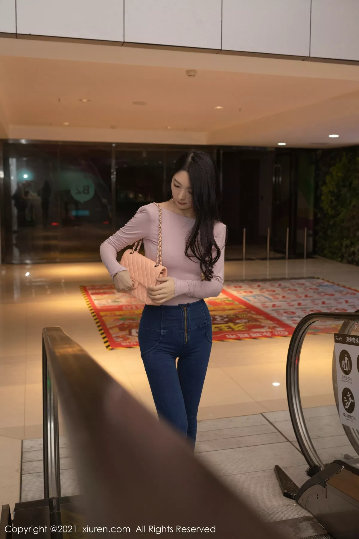 秀人集.com_[XiuRen秀人网]No.3227_女神Angela小热巴尾随视觉主题连体衣配开档黑丝裤袜诱惑写真75P