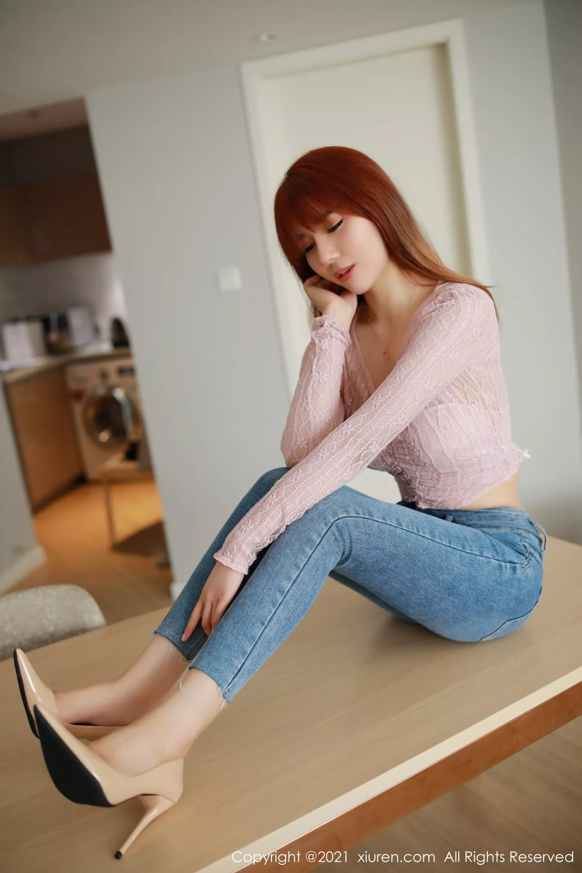 秀人集.com_[XiuRen秀人网]No.3236_嫩模Fairy如歌紧身牛仔裤主题私房半脱露粉色内衣迷人诱惑写真50P
