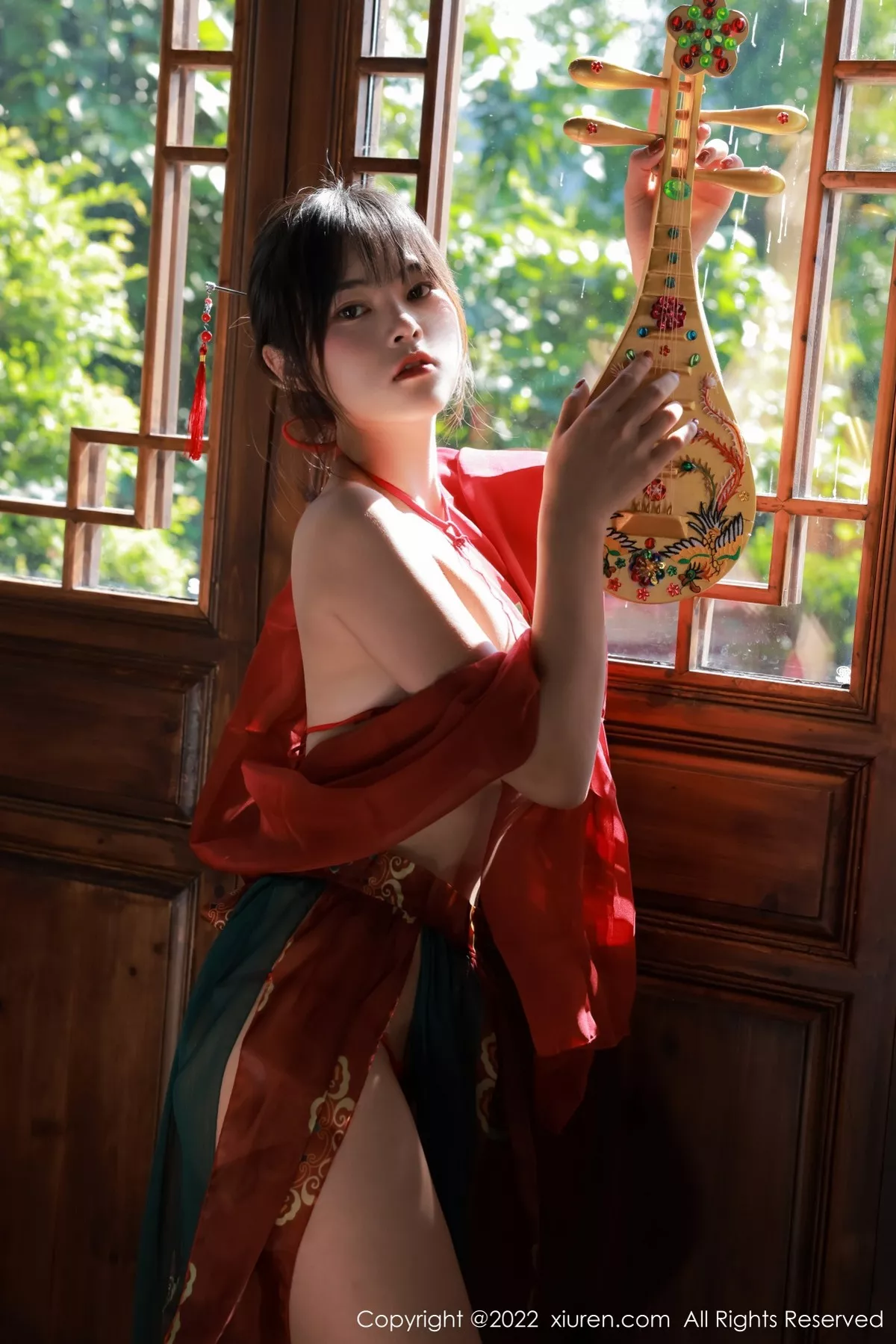 秀人集.com_[XiuRen秀人网]No.5222_模特奈沐子澳门旅拍室内场景红色轻透古装肚兜配丁字裤诱惑写真47P