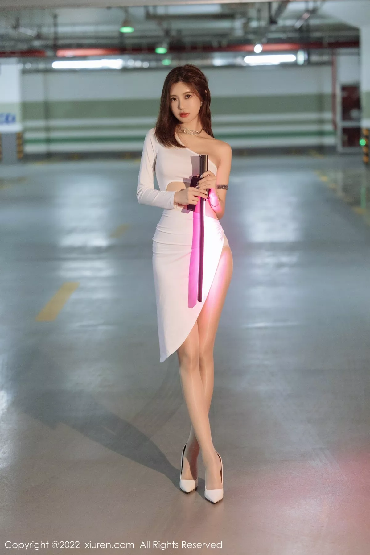 秀人集.com_[XiuRen秀人网]No.5250_女神绮里嘉ula海南心愿旅拍黑白两套超薄丝袜秀婀娜身材诱惑写真76P