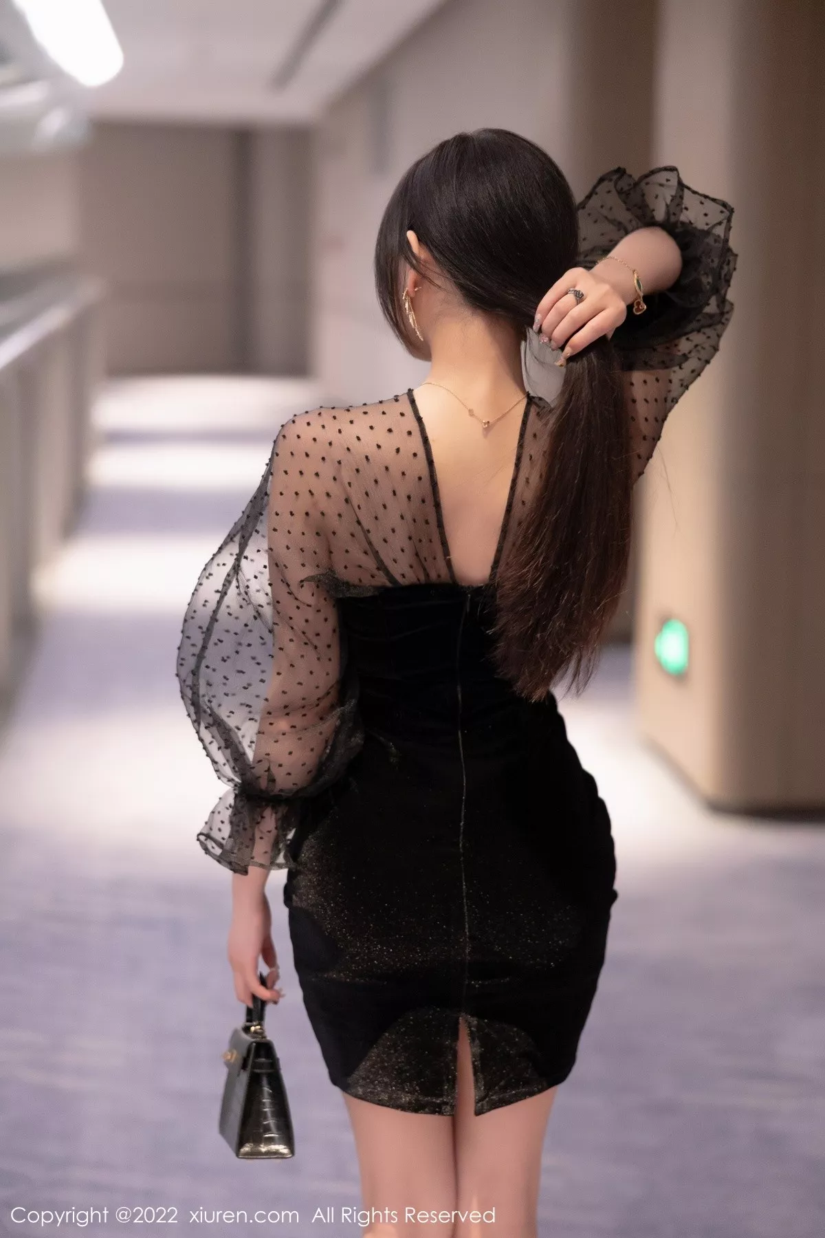 秀人集.com_[XiuRen秀人网]No.5264_女神杨晨晨Yome脱黑色轻透连衣裙露红色蕾丝内衣惹火诱惑写真84P