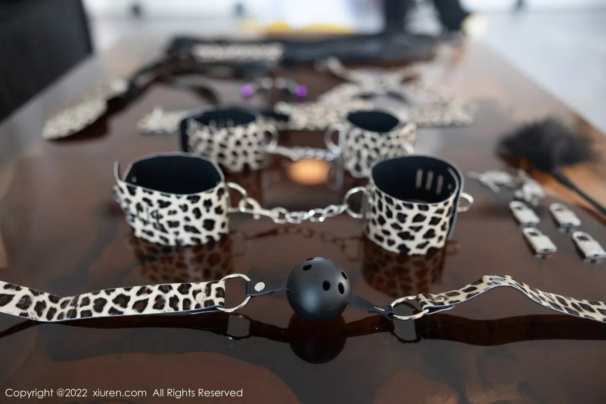 秀人集.com_[XiuRen秀人网]No.5280_女神朱可儿Flora大理旅拍黑色轻透薄纱吊裙秀傲人豪乳诱惑写真92P