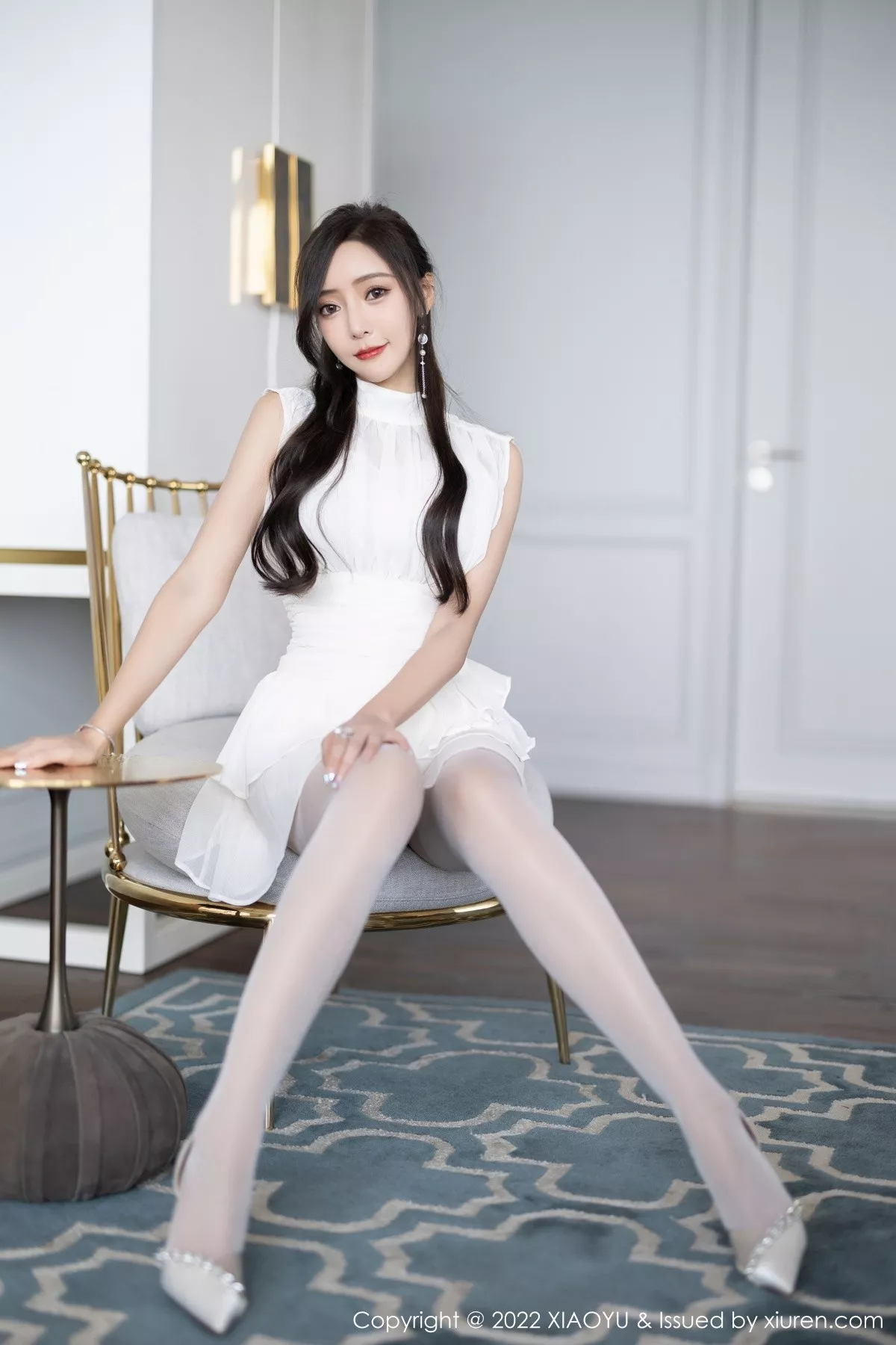 秀人集.com_[XiaoYu画语界]Vol.822_女神王馨瑶yanni性感白色连衣裙配开档白丝露蕾丝内衣诱惑写真84P