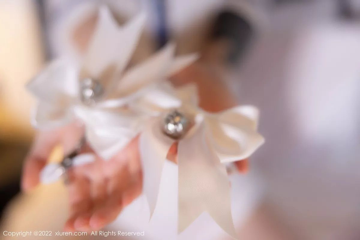 秀人集.com_[XiuRen秀人网]No.5291_模特奶瓶性感白色水手服饰配白色长袜秀苗条身材迷人美腿写真88P