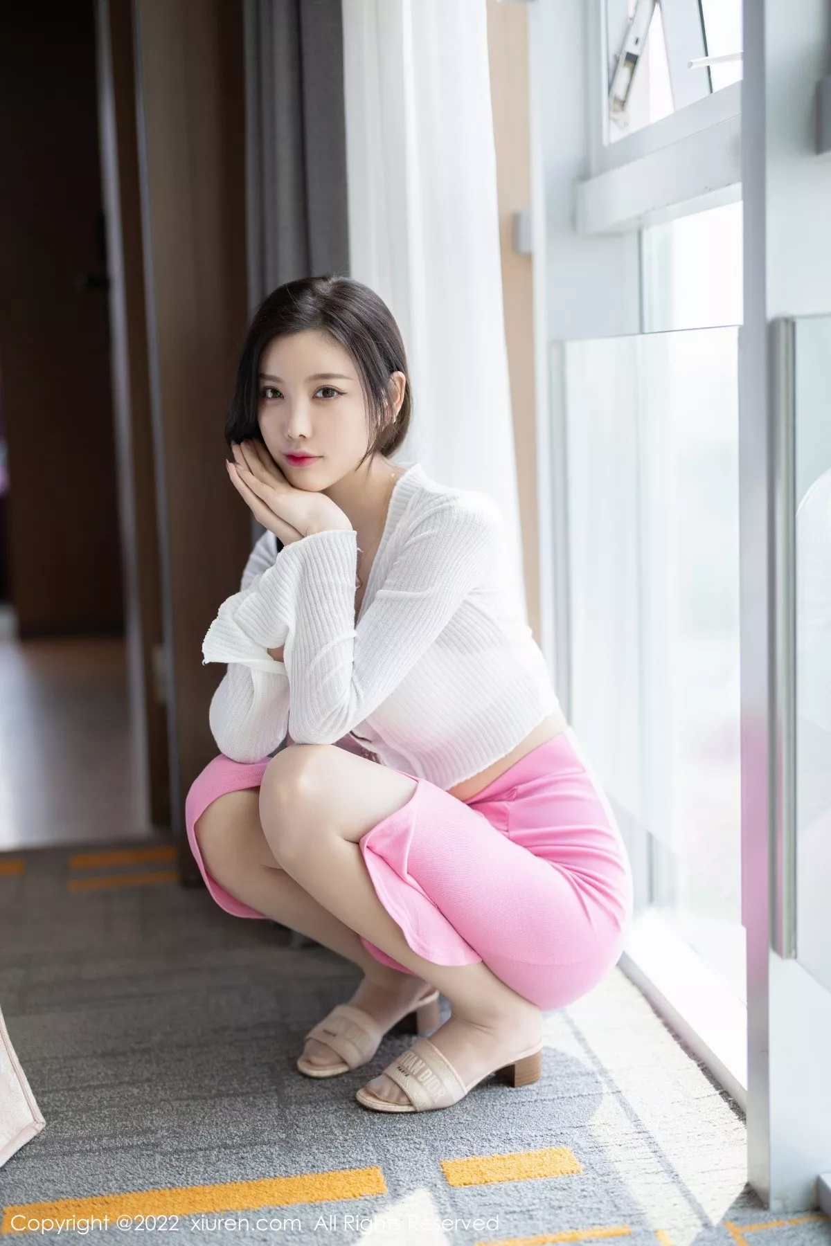 秀人集.com_[XiuRen秀人网]No.5200_女神杨晨晨Yome半脱露白色轻透蕾丝内衣秀完美身材诱惑写真76P