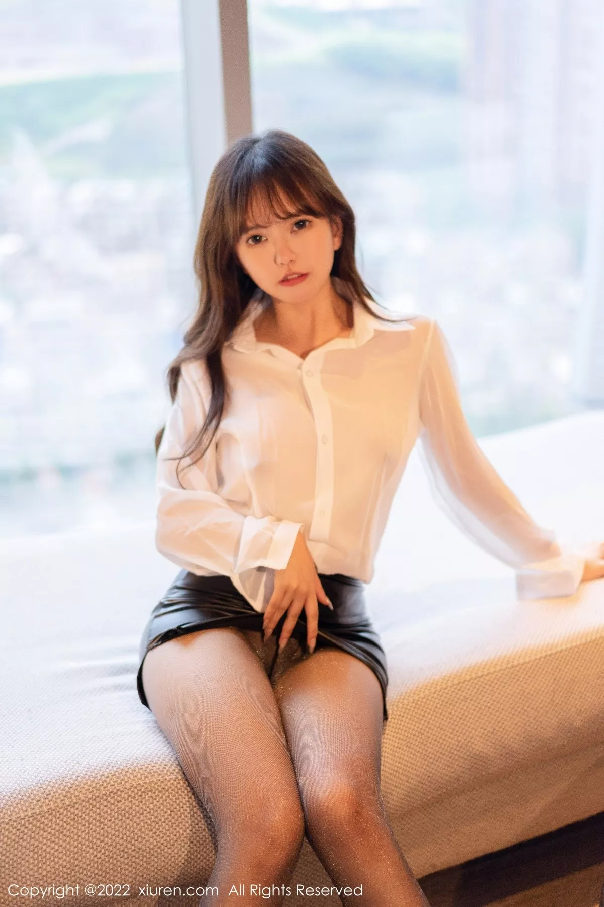 秀人集.com_[XiuRen秀人网]No.5372_模特张思允Nice性感白T配黑短裙露超薄无内黑丝极致诱惑写真72P