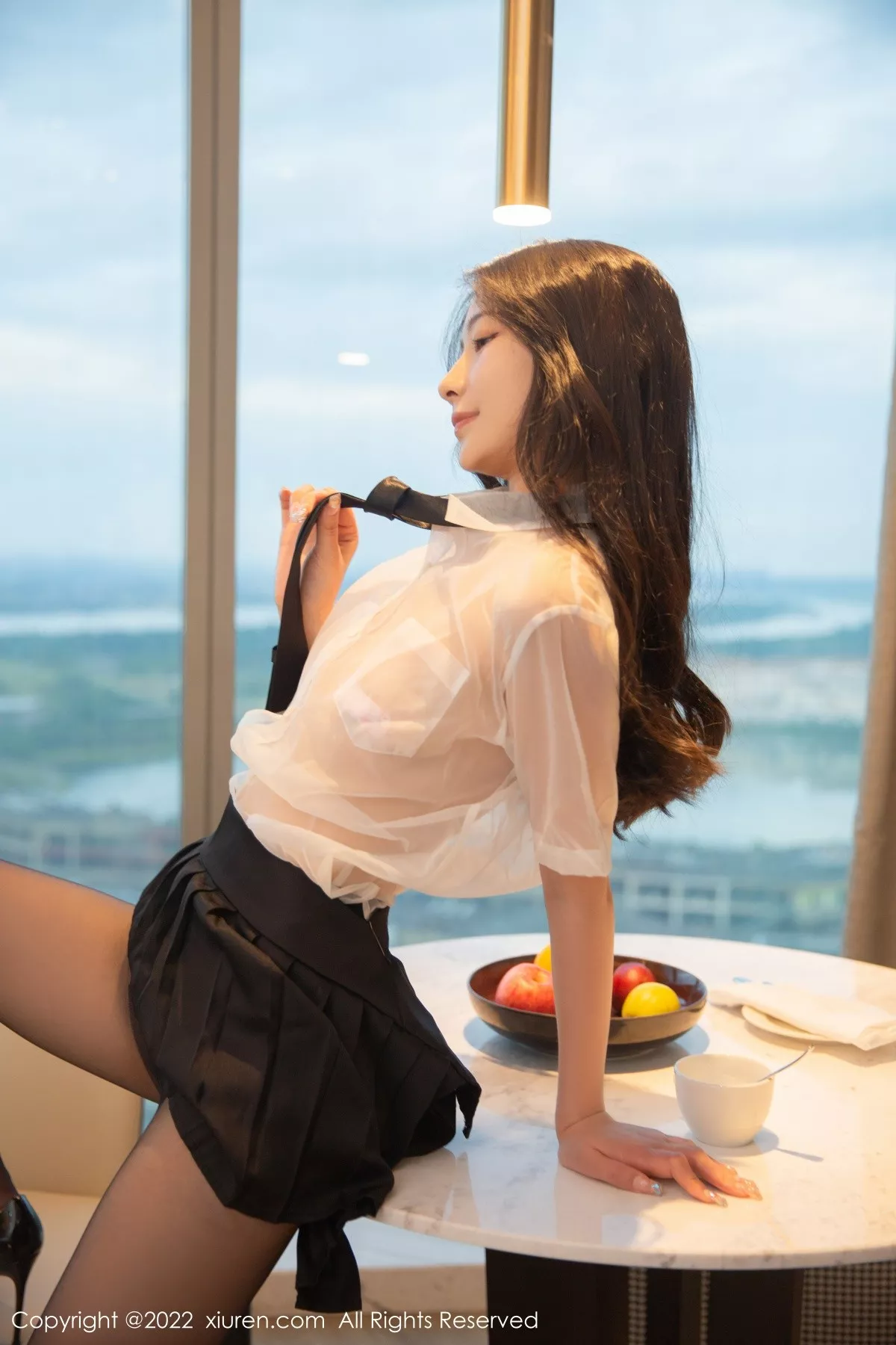 秀人集.com_[XiuRen秀人网]No.5385_模特熊小诺性感轻透白T配黑色短裙露超薄无内黑丝极致诱惑写真72P