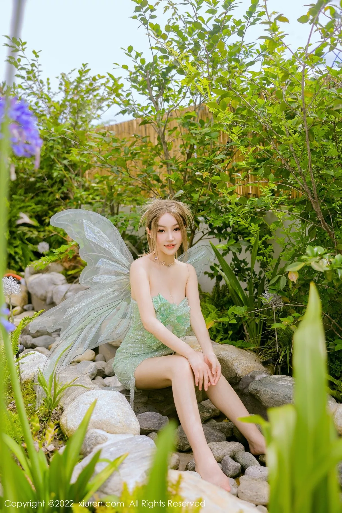 秀人集.com_[XiuRen秀人网]No.5382_女神朱可儿Flora大理旅拍绿色精灵服饰低胸秀傲人豪乳诱惑写真68P