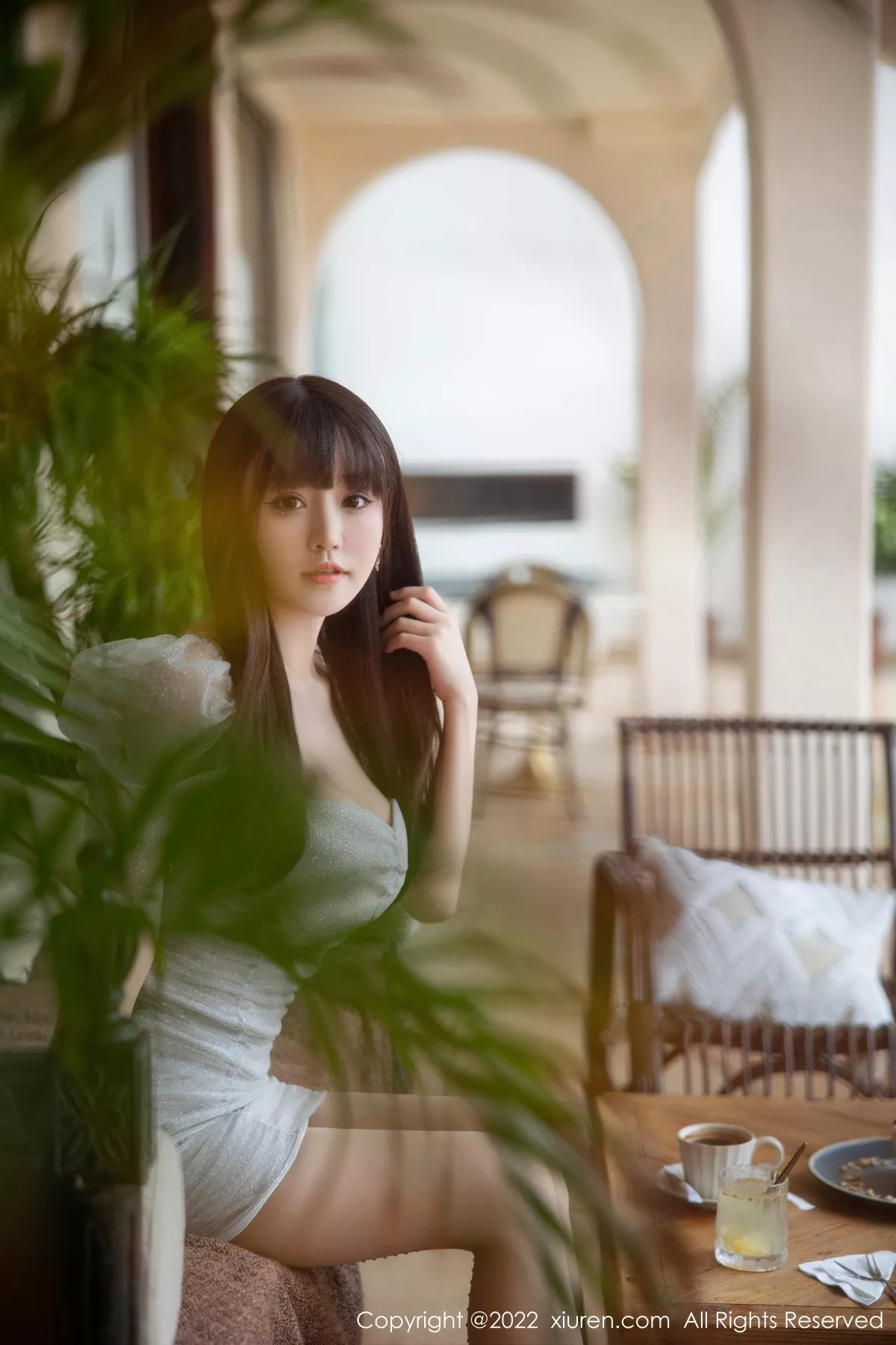 秀人集.com_[XiuRen秀人网]No.5393_女神朱可儿Flora大理旅拍浅色内衣配超薄肉丝秀豪乳翘臀诱惑写真97P