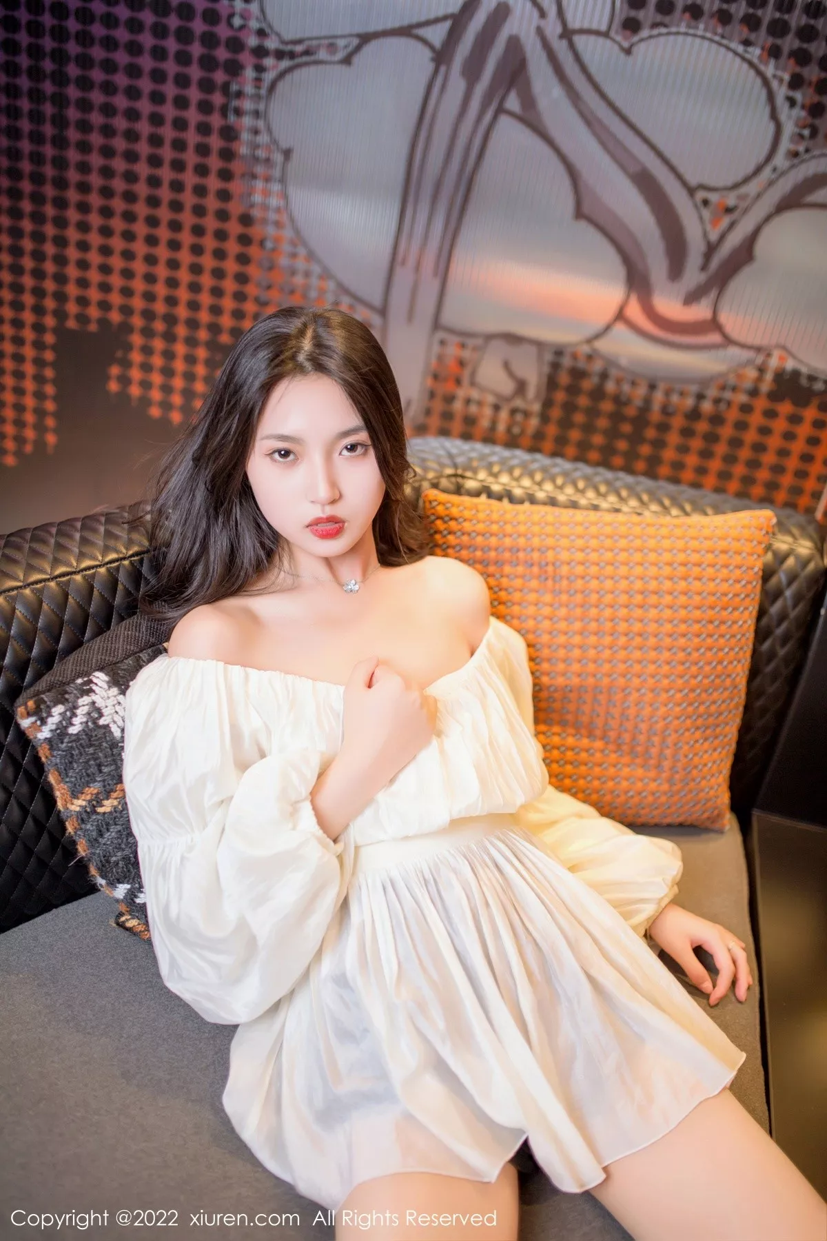 秀人集.com_[XiuRen秀人网]No.5399_新人模特十九九私房多套性感服饰秀曼妙苗条身材迷人诱惑写真117P