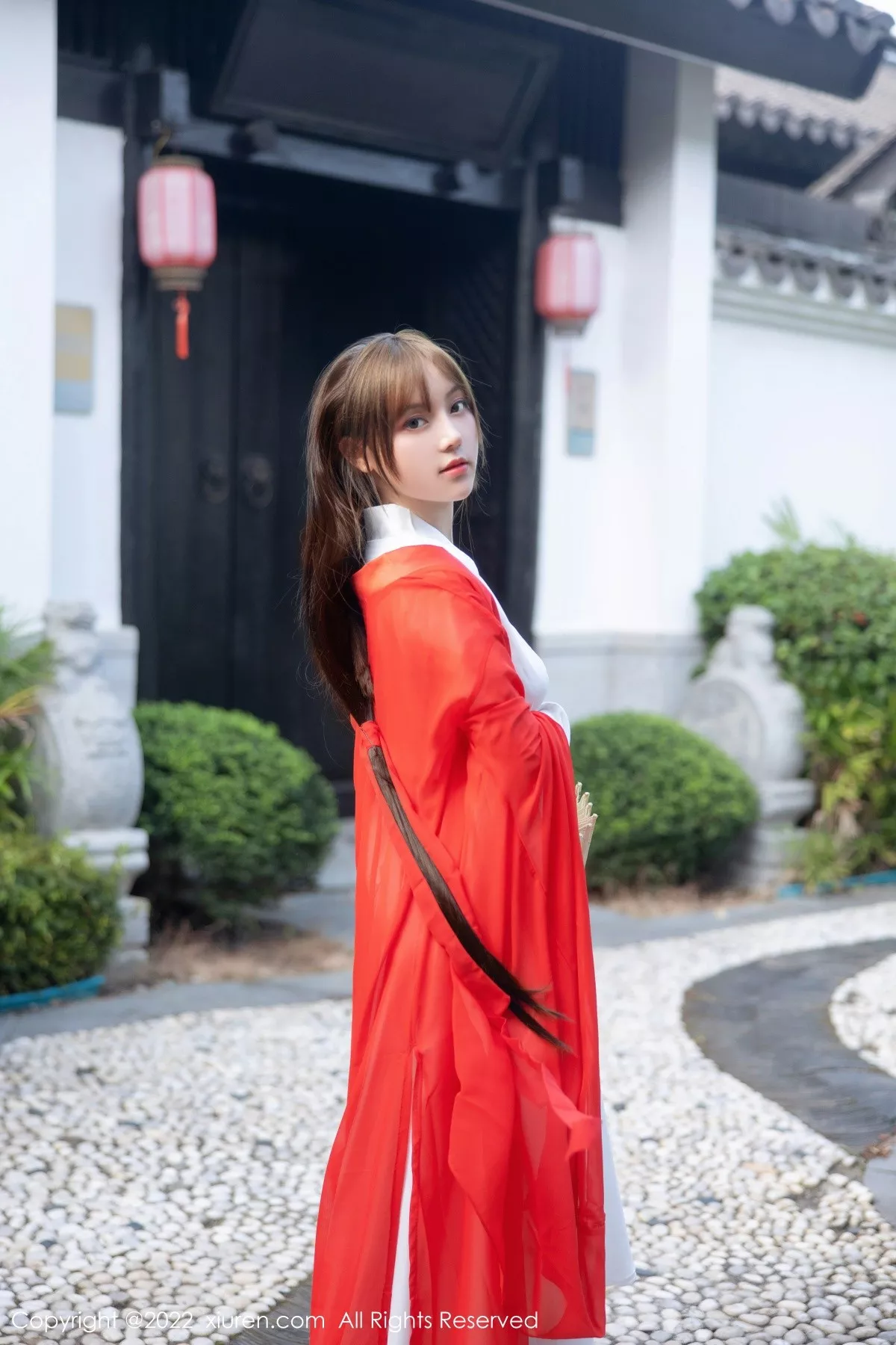 秀人集.com_[XiuRen秀人网]No.5414_模特豆瓣酱性感红色唐韵古装服饰半脱露傲人豪乳惹火诱惑写真80P