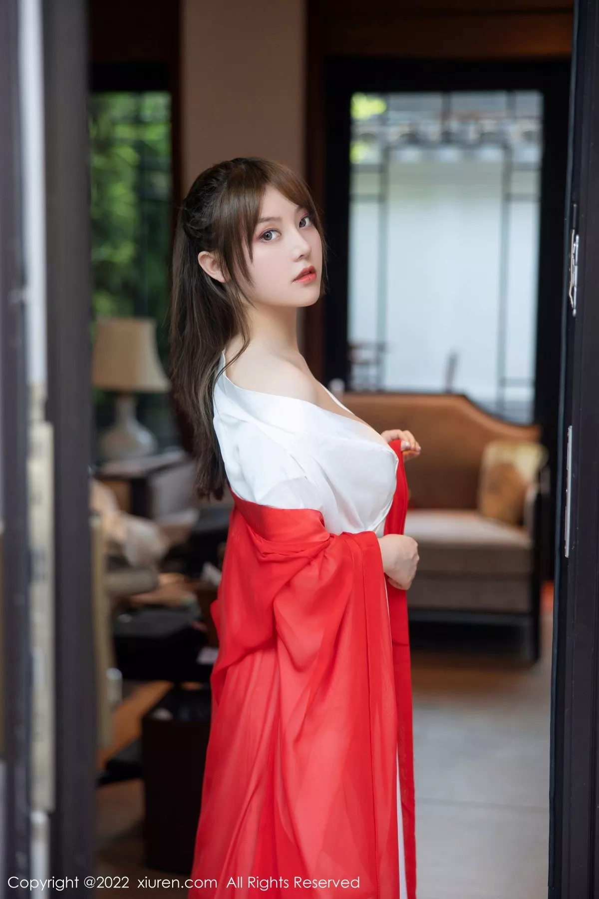 秀人集.com_[XiuRen秀人网]No.5414_模特豆瓣酱性感红色唐韵古装服饰半脱露傲人豪乳惹火诱惑写真80P