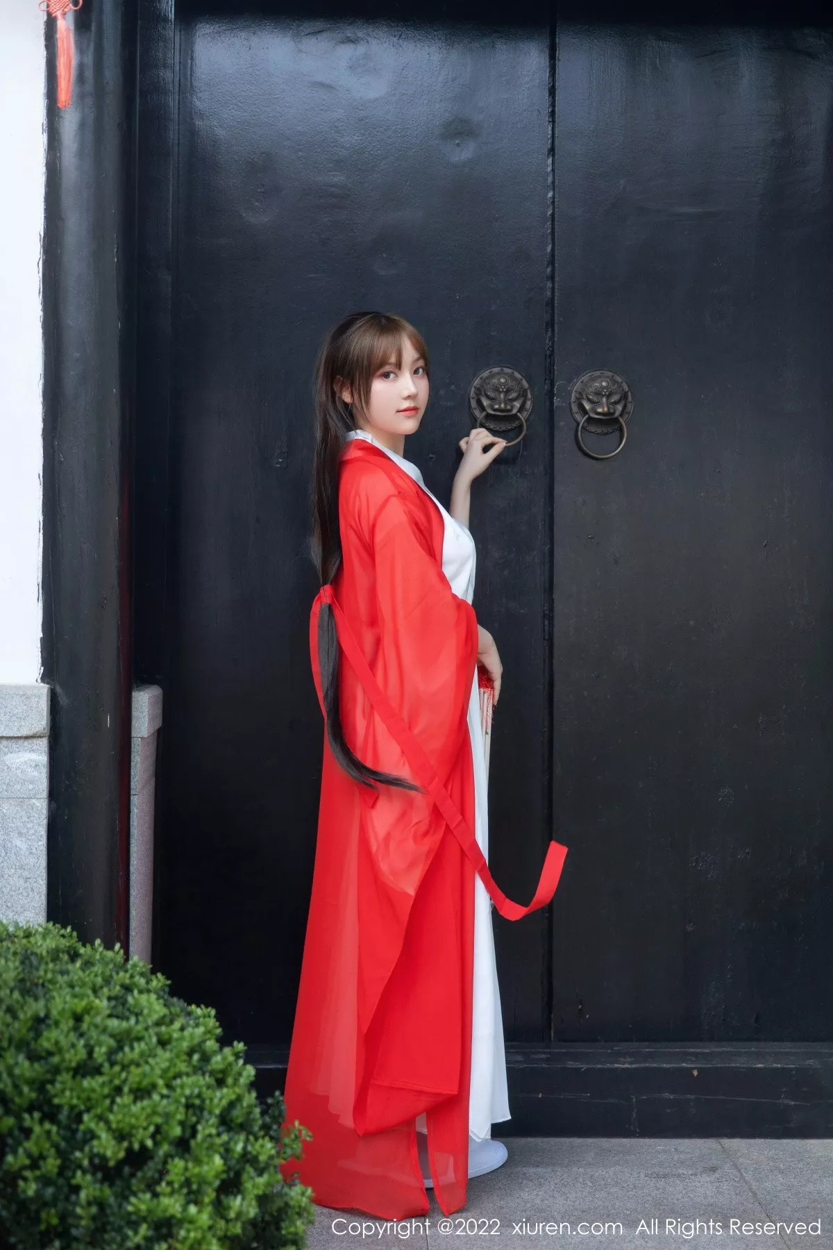 秀人集.com_[XiuRen秀人网]No.5414_模特豆瓣酱性感红色唐韵古装服饰半脱露傲人豪乳惹火诱惑写真80P