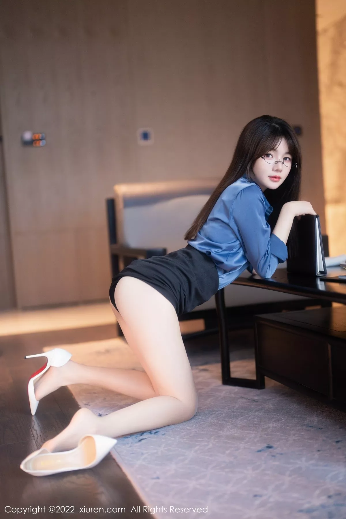 秀人集.com_[XiuRen秀人网]No.5419_模特婠婠么文员角色扮演半脱露蕾丝内衣超薄无内肉丝诱惑写真75P