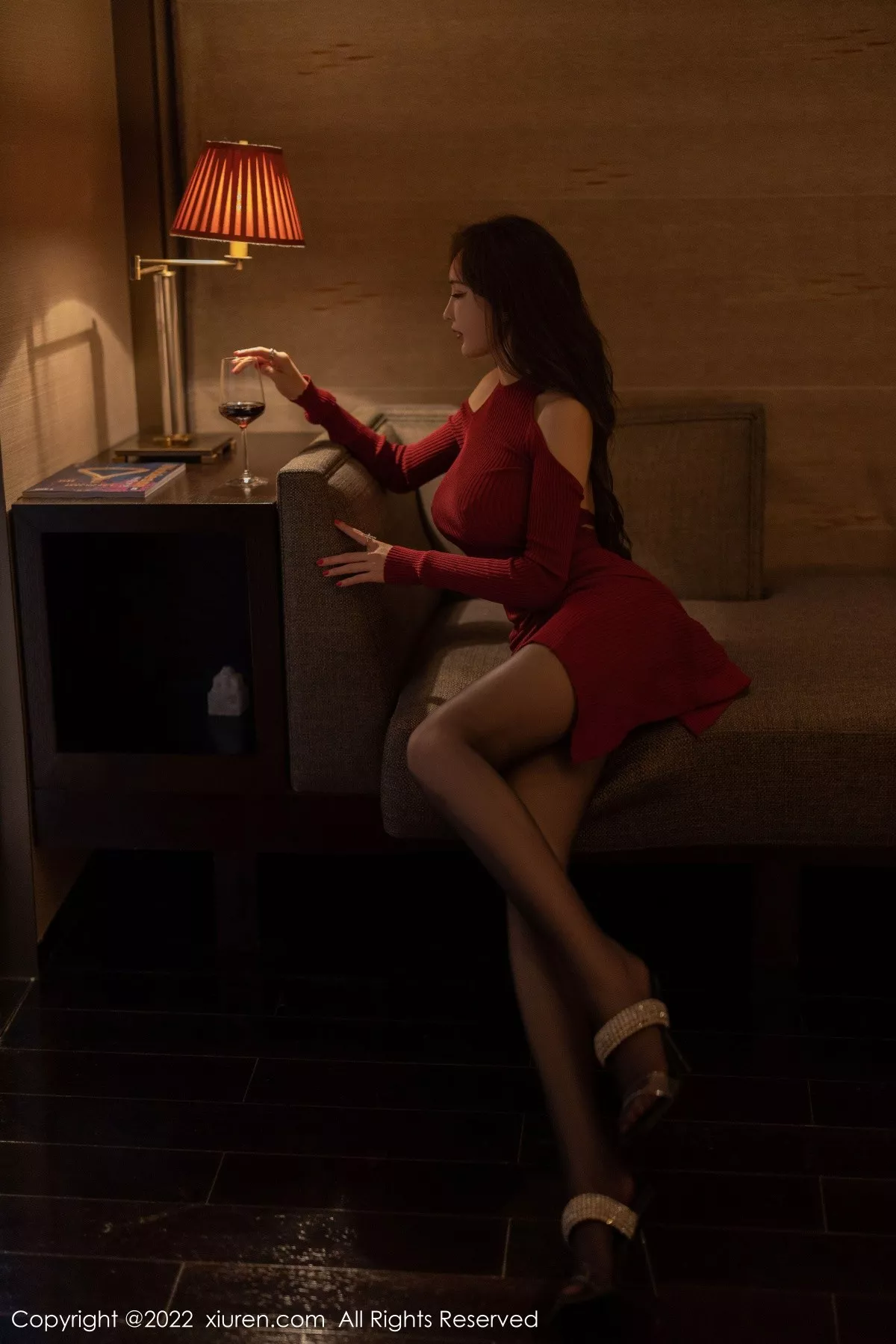 秀人集.com_[XiuRen秀人网]No.5323_女神奶瓶土肥圆私房红色露肩连衣长裙配超薄黑丝完美诱惑写真81P