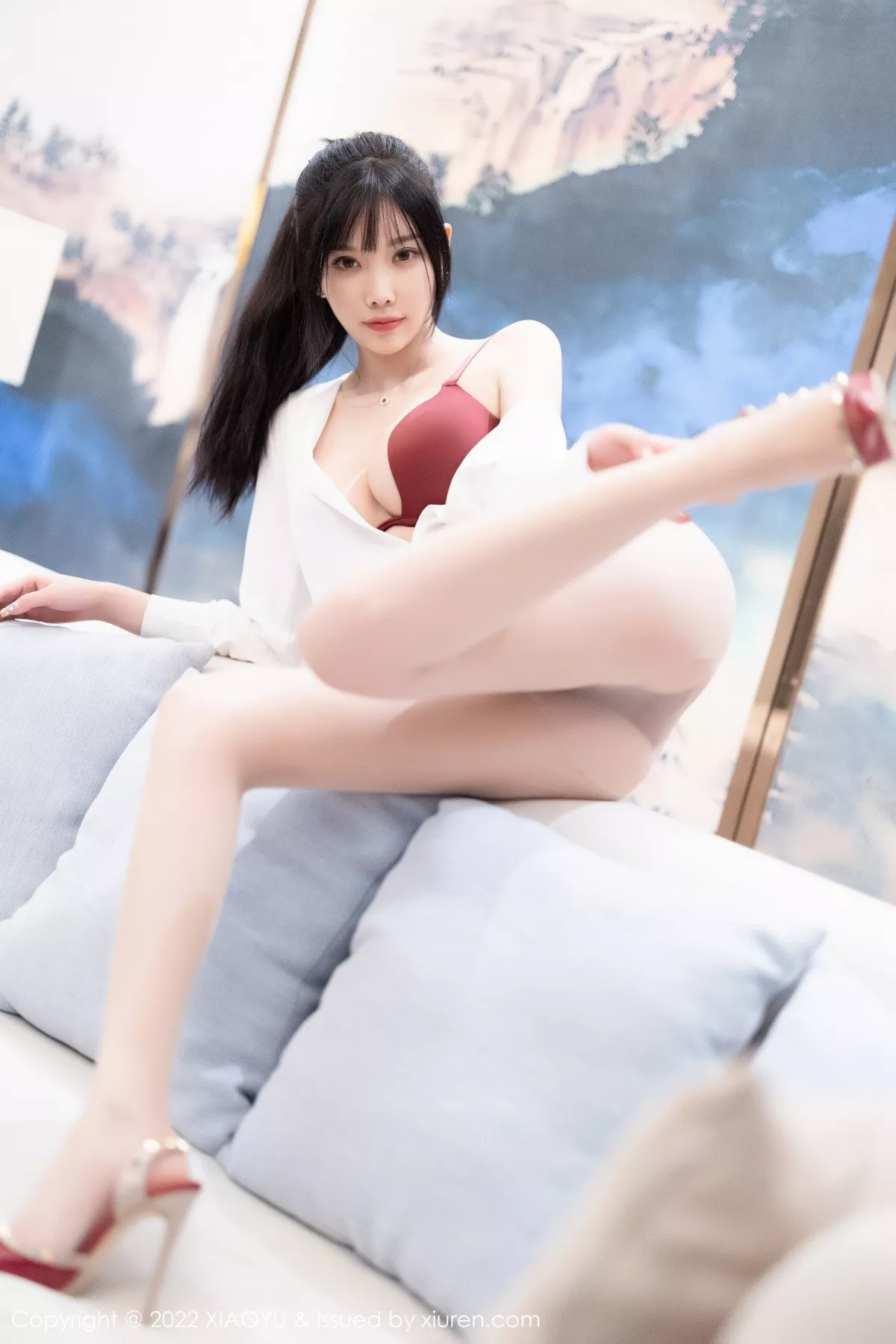 秀人集.com_[XiaoYu画语界]Vol.846_女神杨晨晨Yome性感白T配牛仔裤露红色内衣超薄肉丝诱惑写真85P