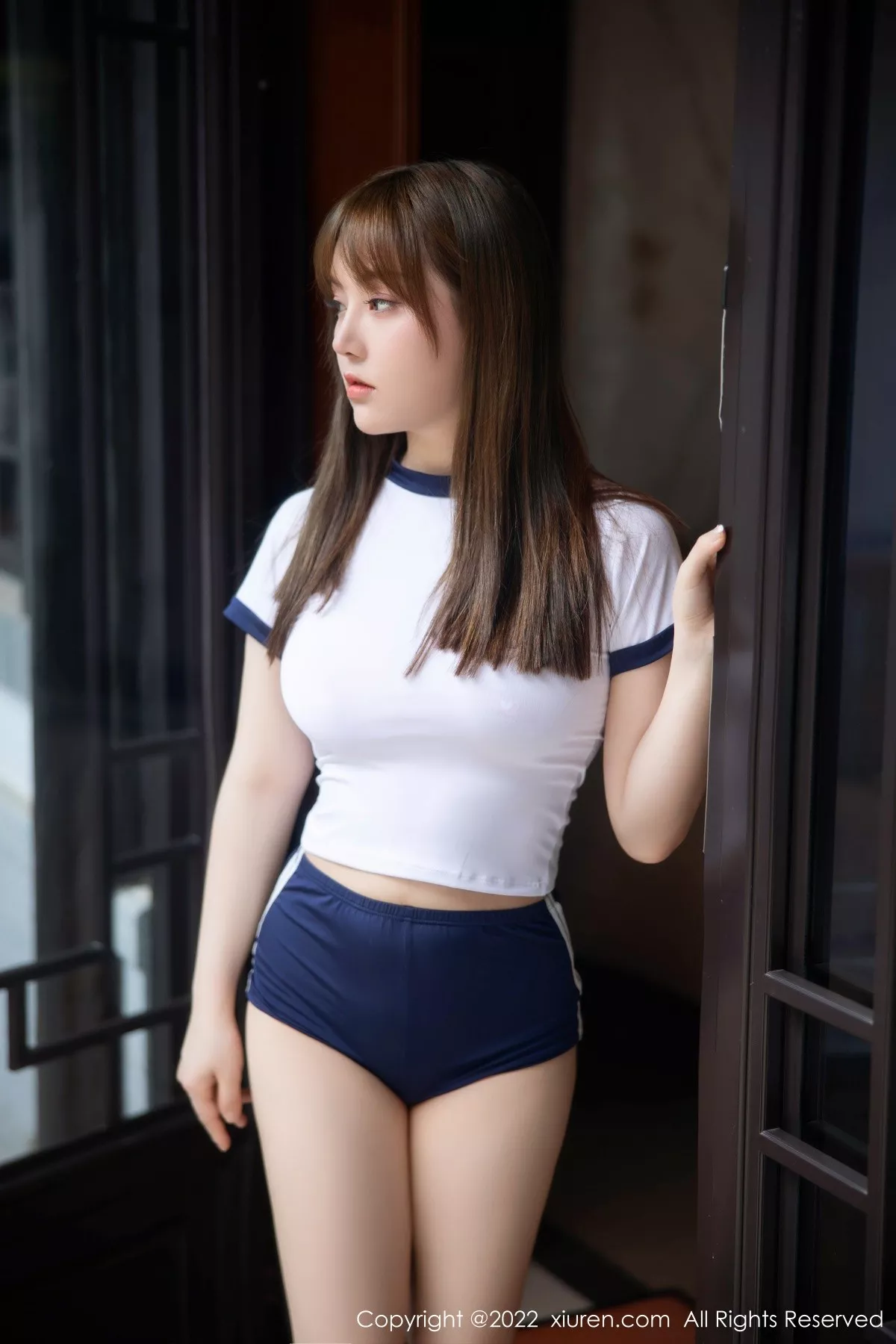 秀人集.com_[XiuRen秀人网]No.5465_模特豆瓣酱私房性感白色短袖上衣配蓝短裤半脱露豪乳诱惑写真117P
