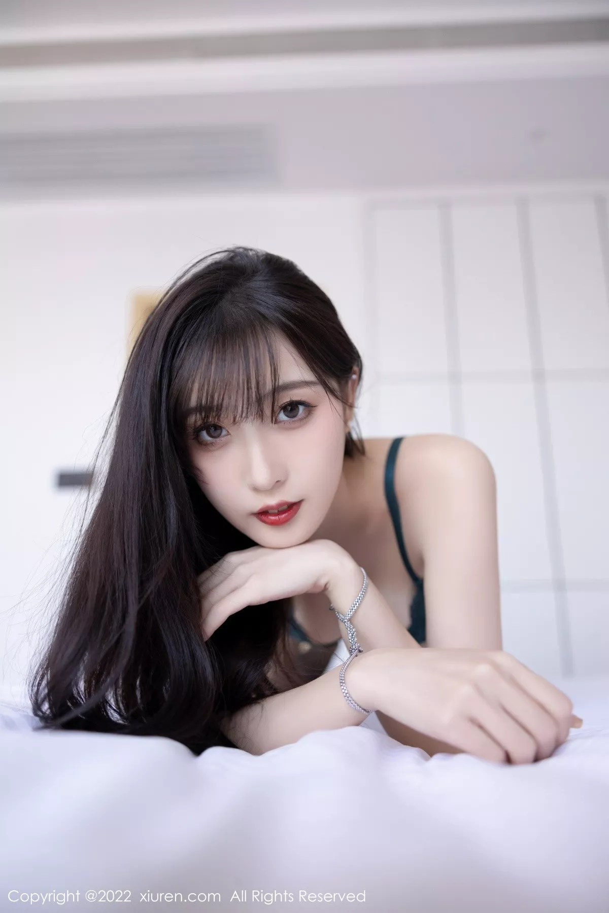 秀人集.com_[XiuRen秀人网]No.5517_模特林星阑脱黑色制服露性感暗绿色蕾丝内衣超薄黑丝诱惑写真88P