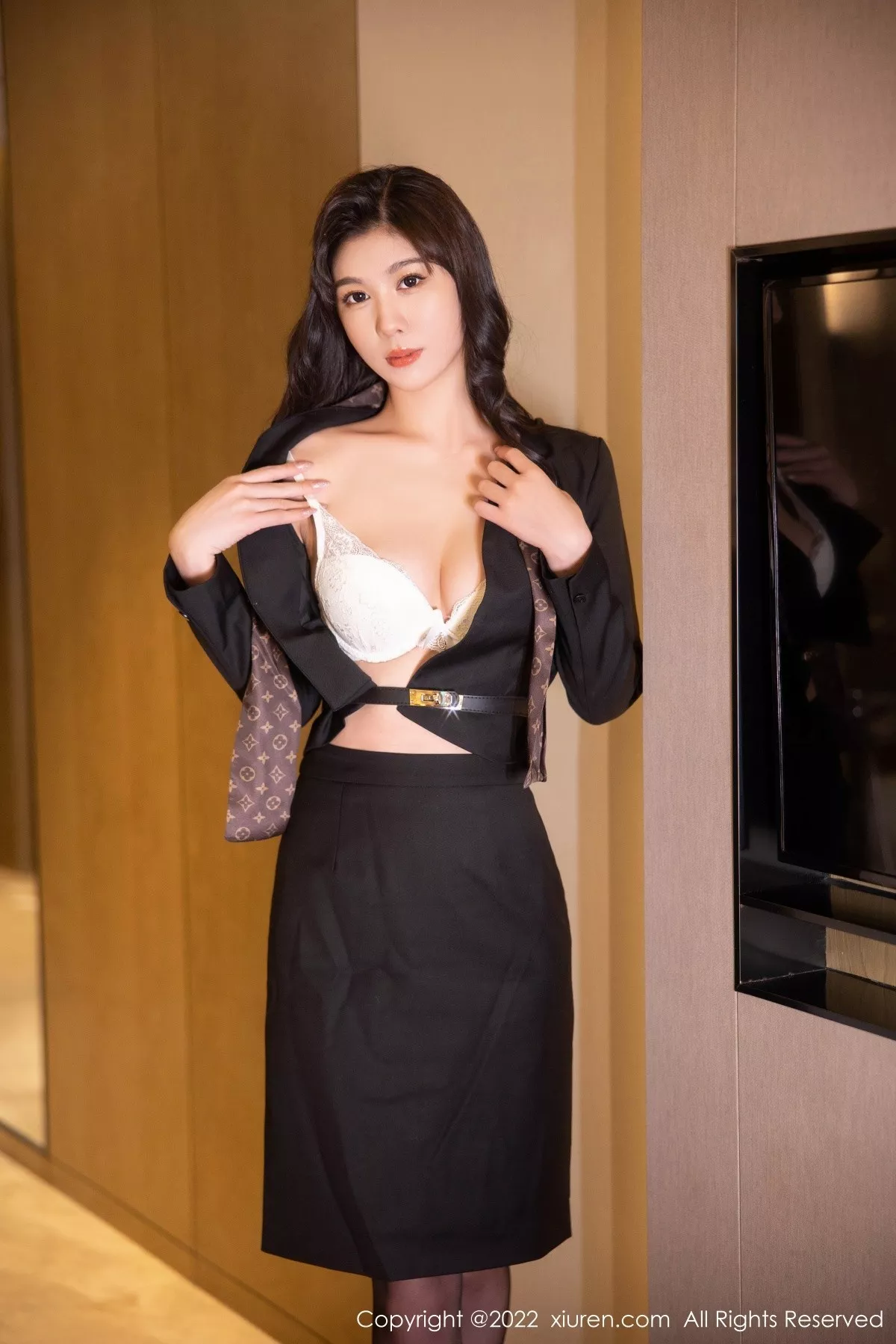 秀人集.com_[XiuRen秀人网]No.5471_模特李雅柔182CM脱黑色职业套装露性感白色蕾丝内衣诱惑写真81P