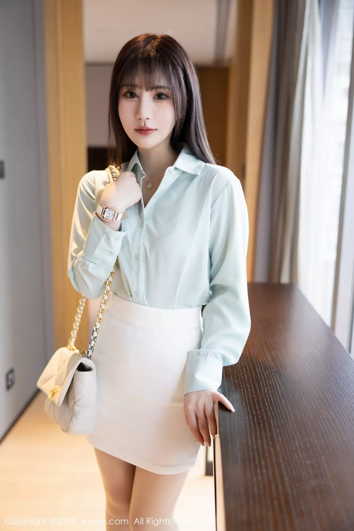 秀人集.com_[XiuRen秀人网]No.5555_模特张欣欣淡蓝色上衣配白短裙露性感内衣配原色丝袜诱惑写真80P