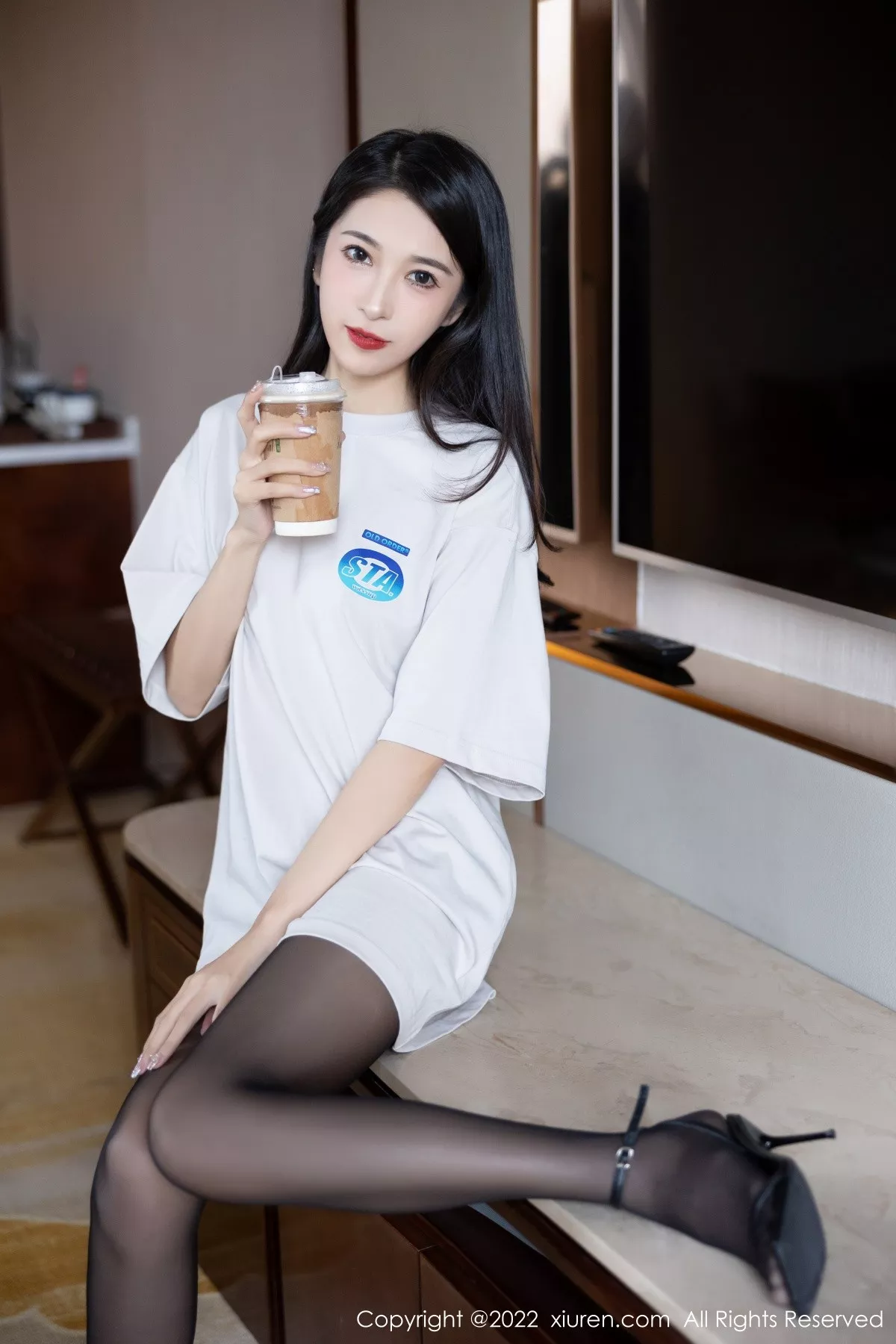 秀人集.com_[XiuRen秀人网]No.5507_模特林乐一私房性感白T配超薄无内黑丝秀翘臀美腿诱惑写真80P